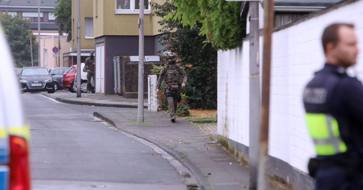 Nach SEK-Einsatz in Köln-Niehl: 32-jähriger Mann nach Schüssen entlassen