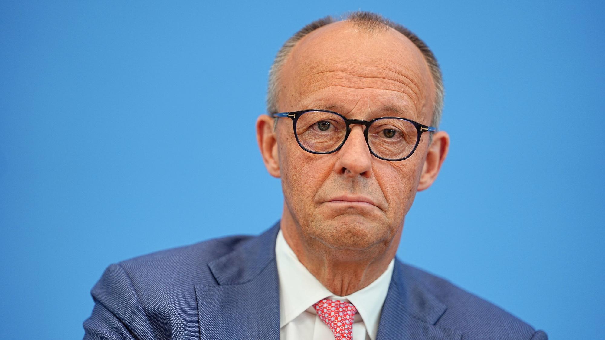 Auftritt vor der Sommerpause: Bundeskanzler Friedrich Merz (CDU) bei der traditionellen Pressekonferenz im Haus der Bundespressekonferenz am 15. Juli