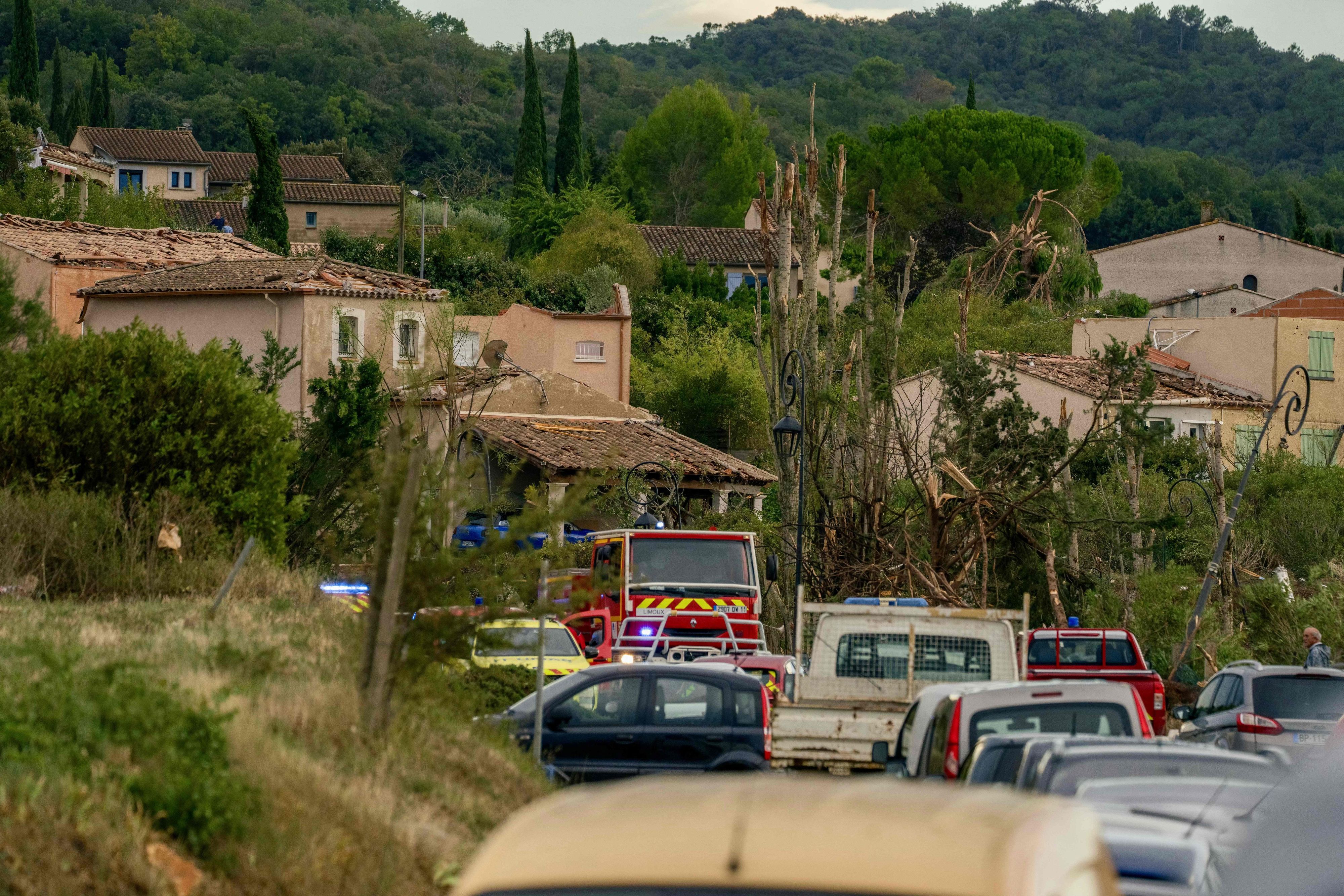 Dieses Foto zeigt Häuser, die nach einem Tornado im Südwesten Frankreichs zerstört wurden.