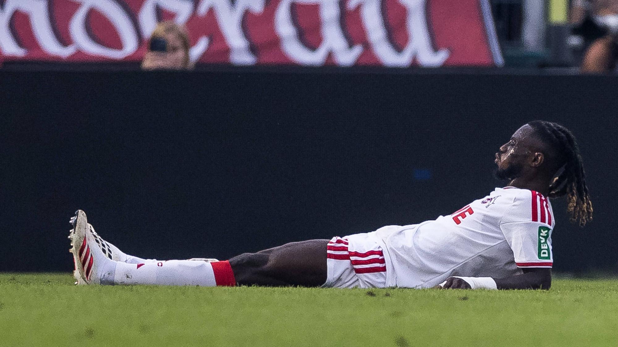 Gideon Mensah musste in Würzburg mit Krämpfen ausgewechselt werden.