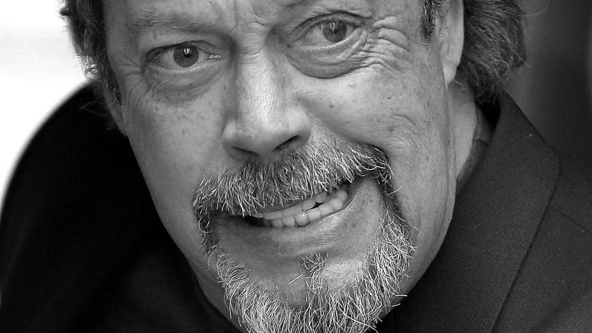 Tim Curry