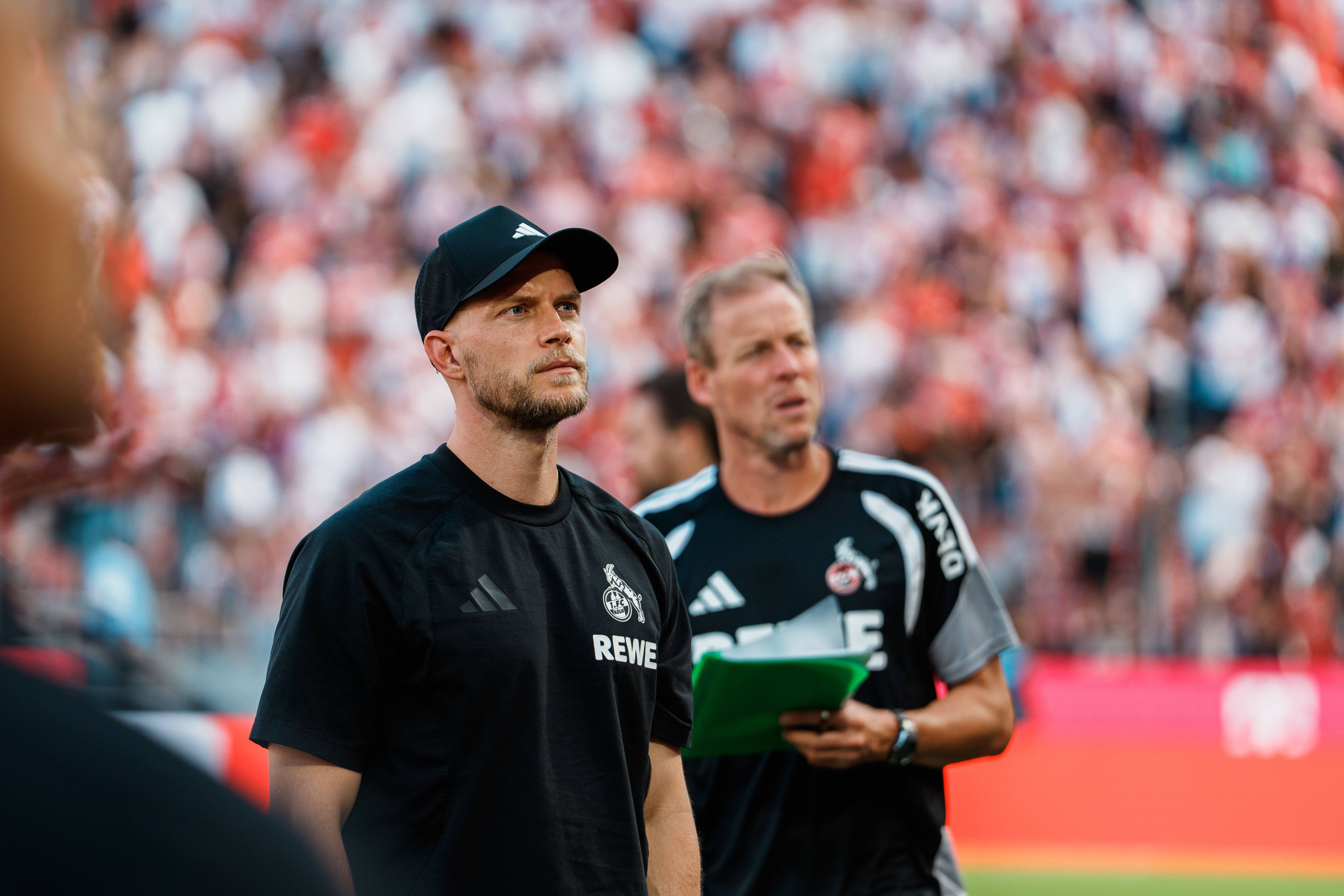 René Wagner mit seinem Assistenten Kevin McKenna beim Test gegen Real Sociedad