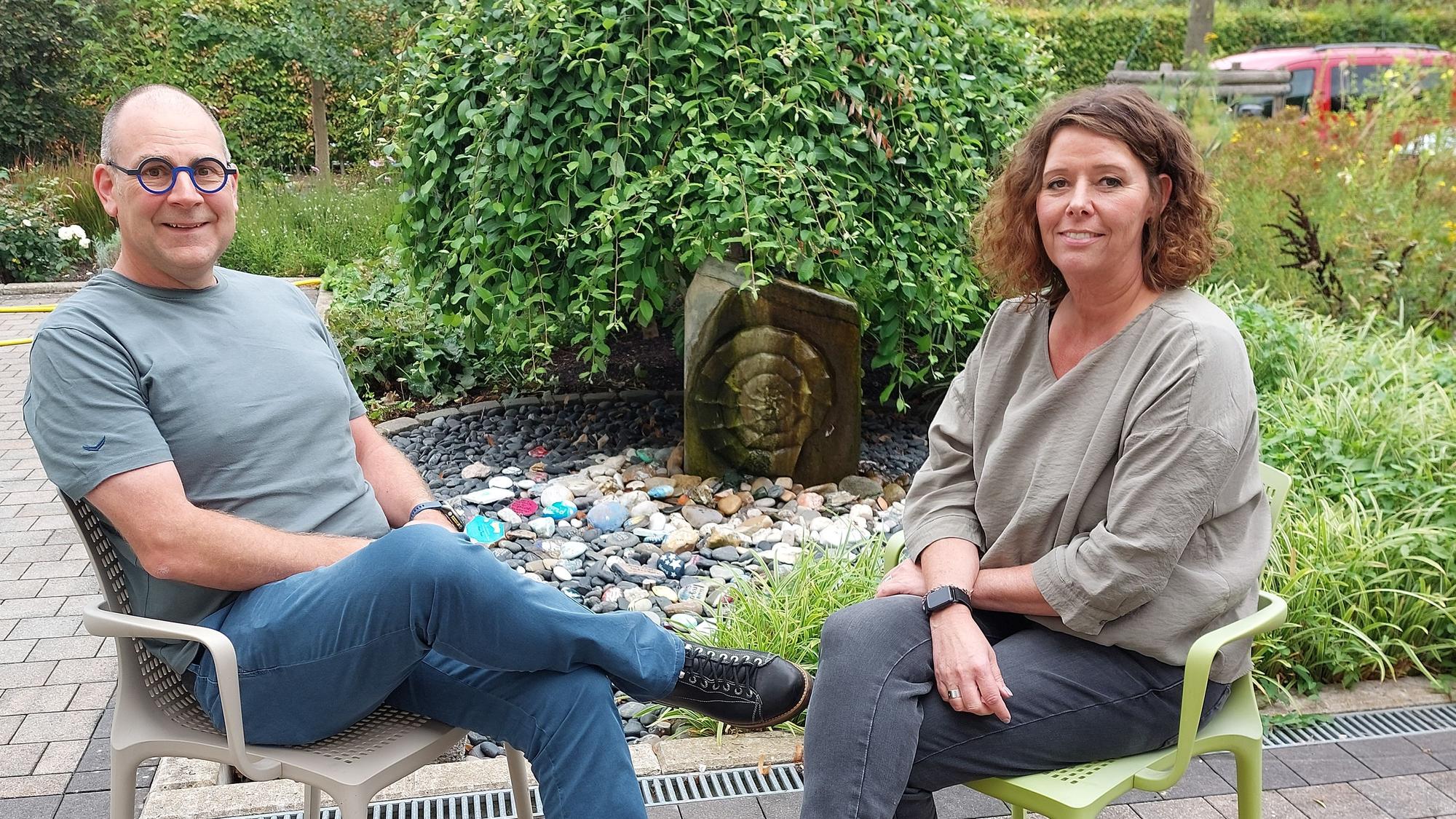 10 Jahre Hospiz St. Klara in Troisdorf, Einrichtungsleiter Martin Keßler und Jessica Holdefehr, zuständig für Öffentlichkeitsarbeit und Fundraising.