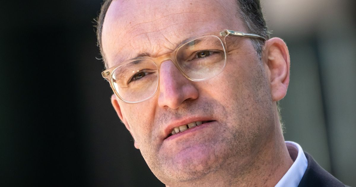 Rapper spricht von „Satire“: Jens Spahn geht gegen Äußerungen von Ski Aggu ...