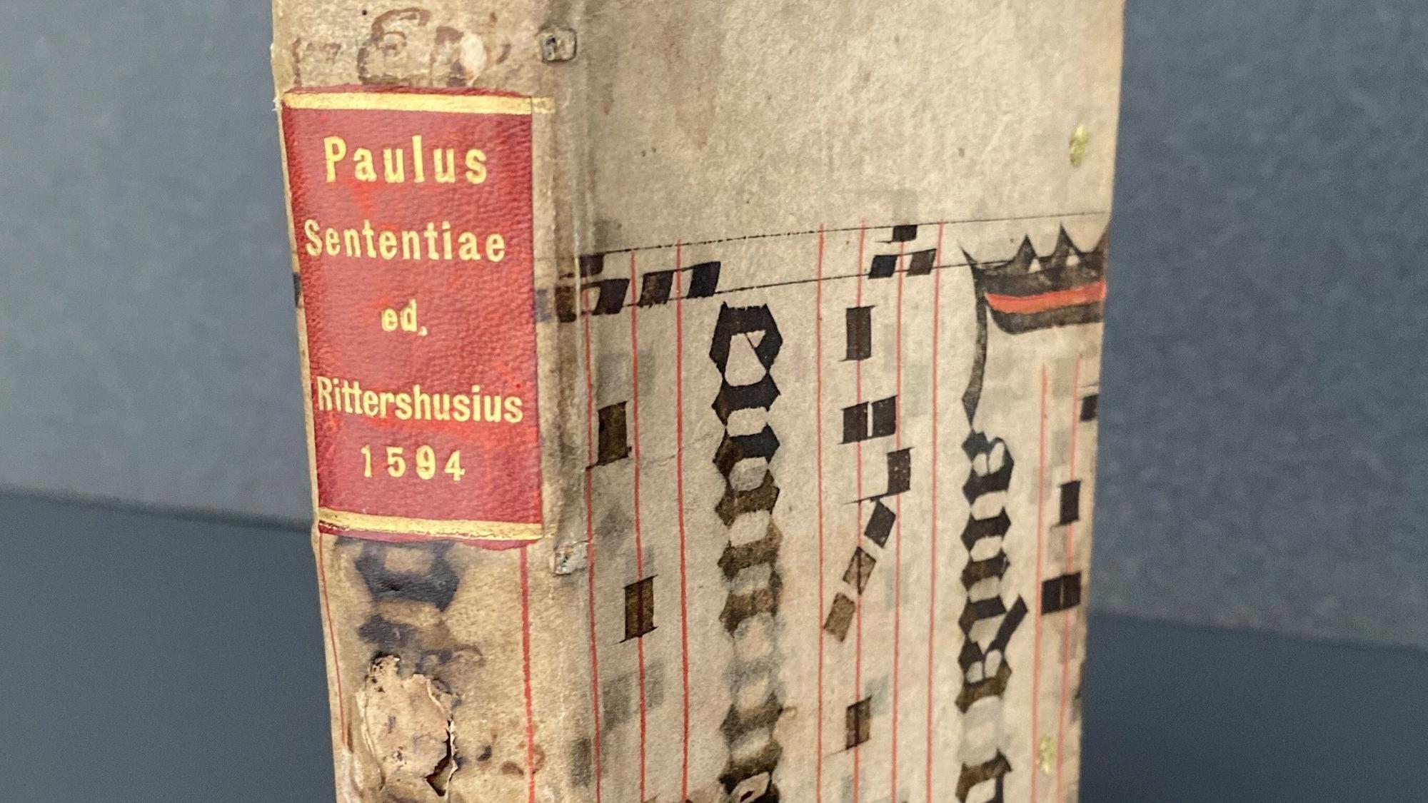 Es handelt sich um eine in Latein veröffentlichte Schrift und ein spätantikes Rechtsbuch.
