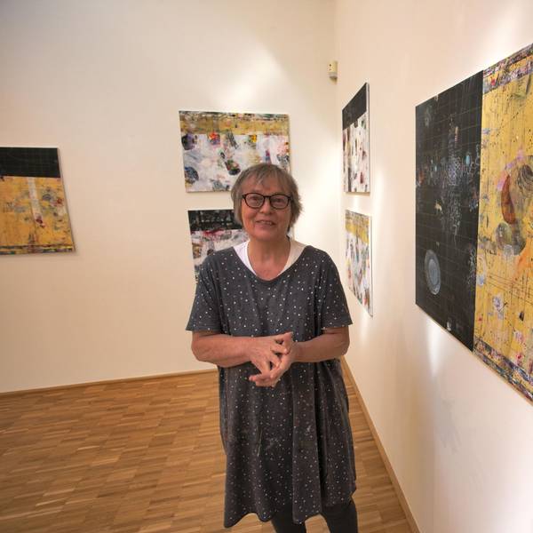 Rike Stausberg im „Haus der Kunst" in Nümbrecht.