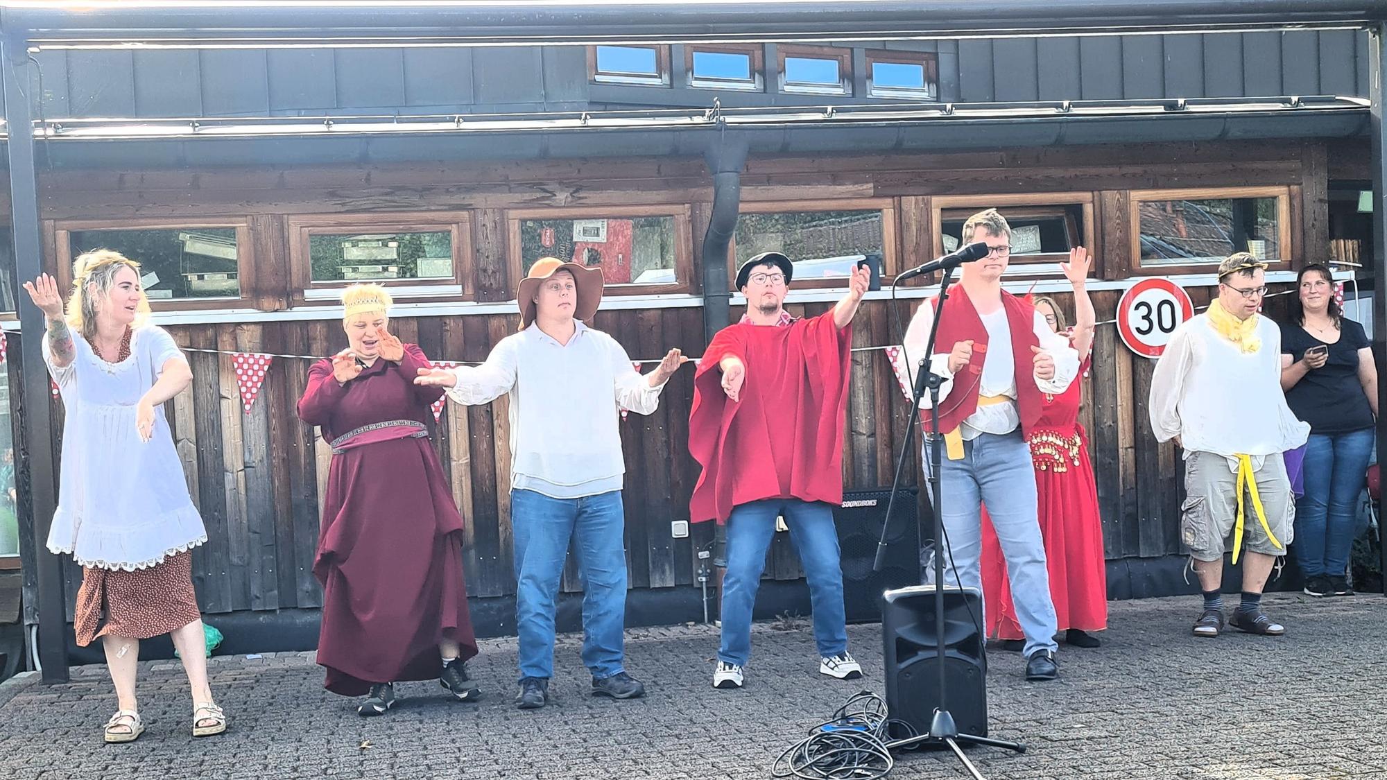 Die Tanzgruppe zeigte ihr Können.