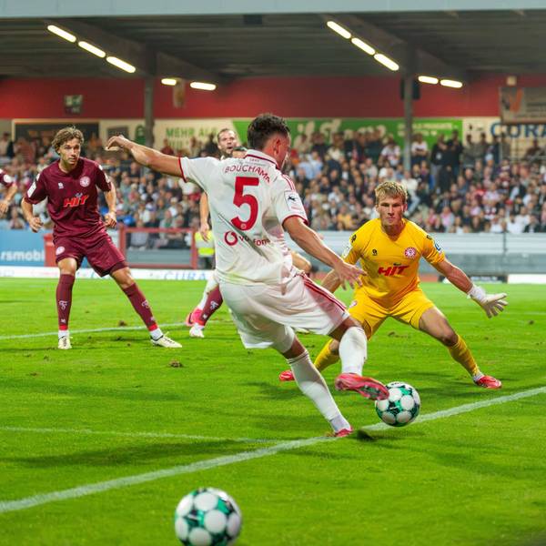 Yassine Bouchama Fortuna Düsseldorf, 05 mit einem Schuss an der Aussenlinie, Lennart Winkler Fortuna Koeln, 01 breitet die Arme aus Fortuna Köln vs. Fortuna Düsseldorf, Fussball, 3.Liga, 04.Spieltag, Saison 2026/27, 06.09.2026, DFL REGULATIONS PROHIBIT ANY USE OF PHOTOGRAPHS AS IMAGE SEQUENCES AND/OR QUASI-VIDEO, Fortuna Köln vs. Fortuna Düsseldorf, Fussball, 3.Liga, 04.Spieltag, Saison 2026/27, 06.09.2026 Köln *** Yassine Bouchama, Fortuna Düsseldorf, 05, takes a shot near the sideline Lennart Winkler, Fortuna Cologne, 01, spreads his arms. Fortuna Cologne vs. Fortuna Düsseldorf, soccer, 3rd League, Matchday 04, 202627 season, September 6, 2026 DFL regulations prohibit any use of photographs as image sequences and/or quasi-video Fortuna Cologne vs. Fortuna Düsseldorf, soccer, 3rd Division, Matchday 4, 202627 Season, September 6, 2026, Cologne Copyright: xEibner-Pressefoto/LukasxBaldygax EP_LBA