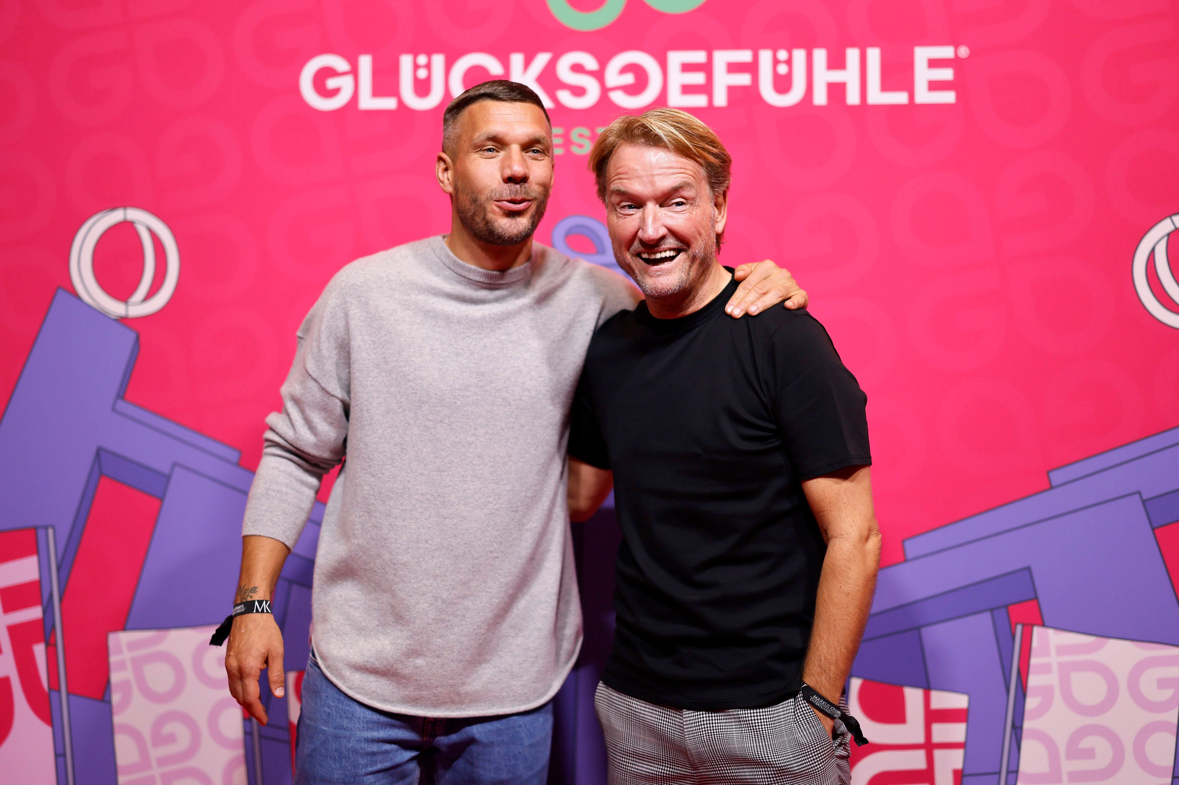 Ex-Fußballer Lukas Podolski und Eventmanager Markus Krampe sprachen bei „stern tv“ über den Glücksgefühle-Eklat. (Archivbild)