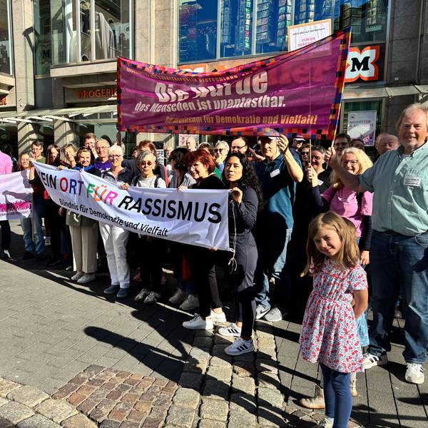 Die Initiative „Siegburg zeigt Haltung“ setzt sich gegen Fremdenhass und Rassismus zur Wehr.