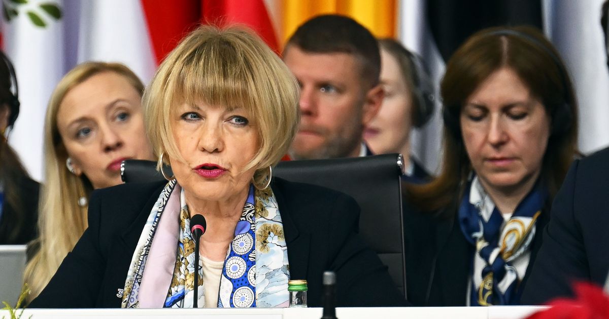 Top diplomat: She lost out to Baerbock - | Helga Schmid with a new job