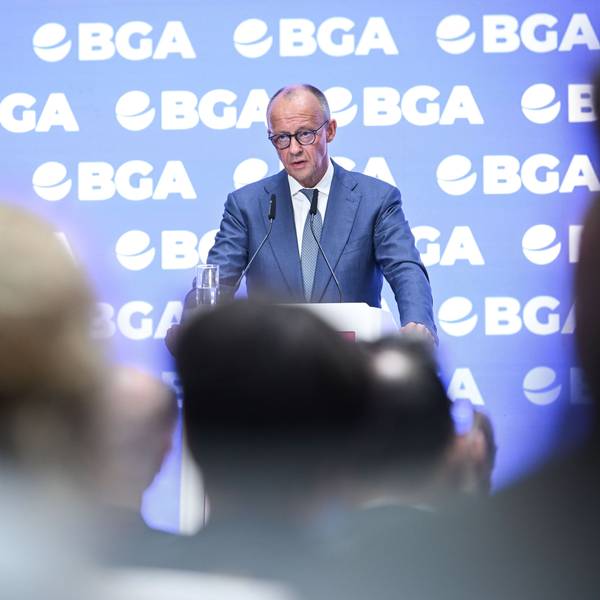 Bundeskanzler Friedrich Merz (CDU) spricht beim Unternehmertag vom Bundesverband Großhandel, Außenhandel, Dienstleistungen e.V. (BGA).
