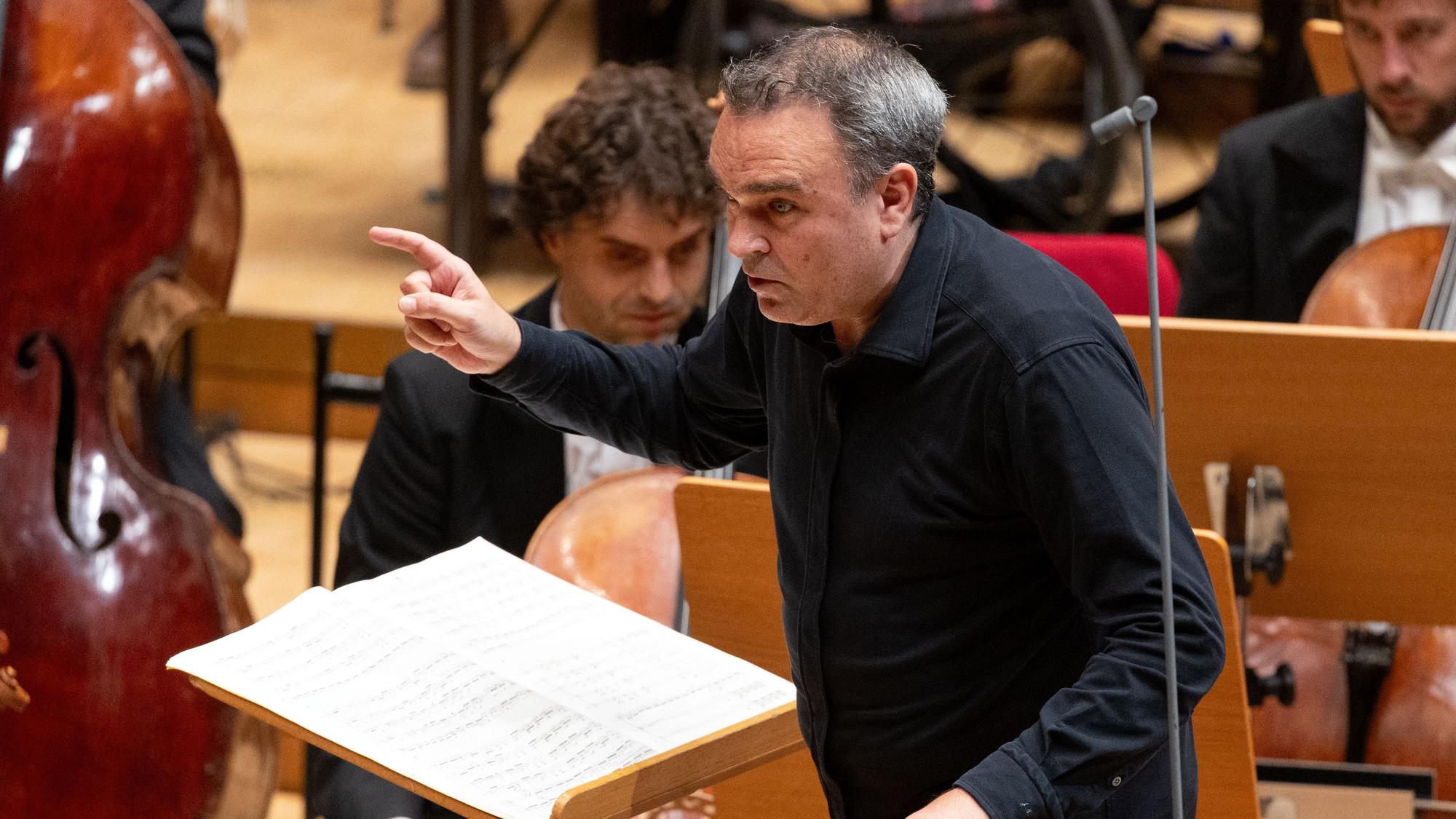 Jubiläumskozert anlässlich 40 Jahre Philharmonie - WDR Sinfonieorcheste unter der Leitung von Jörg Widmann.