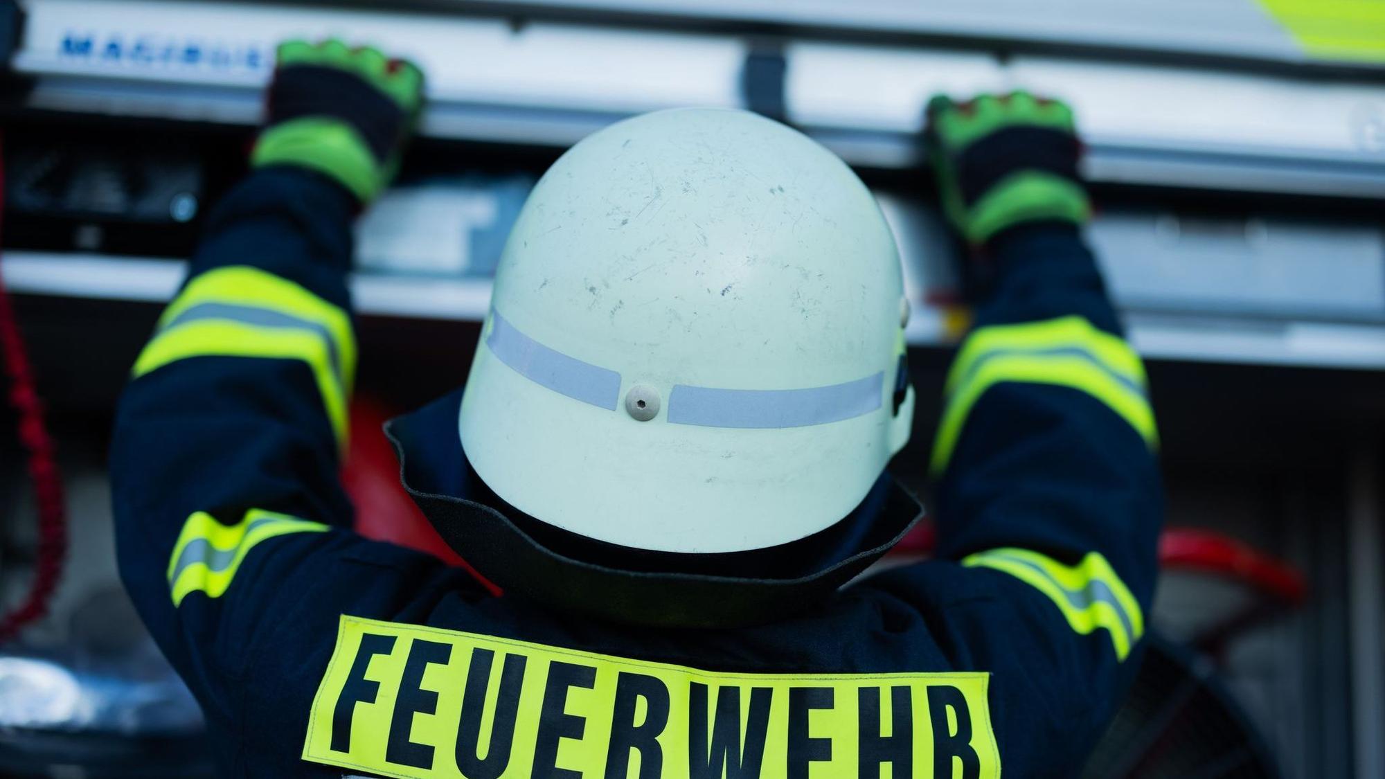 Zehn Verletzte nach Säureaustritt