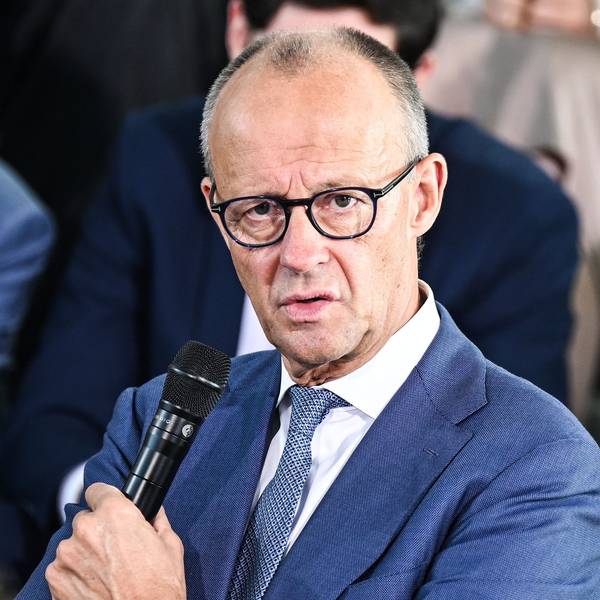 15.09.2026, Berlin: Bundeskanzler Friedrich Merz (CDU) spricht bei dem Empfang für die Preisträger des Bundeswettbewerbs „Jugend forscht“. Foto: Britta Pedersen/dpa +++ dpa-Bildfunk +++