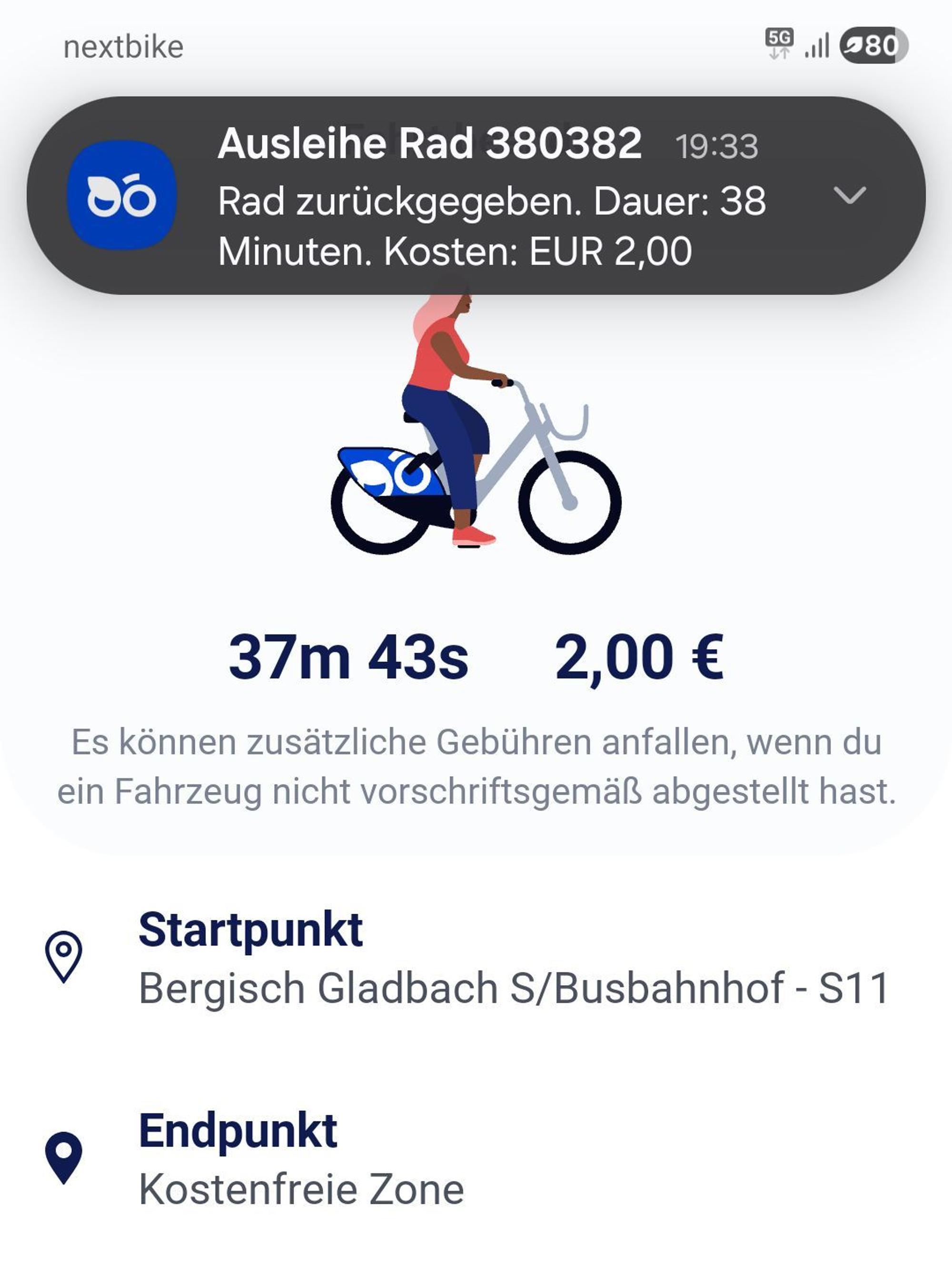 Auf einem Handy-Display ist die Nextbike-App mit einer Ausleihe eines SEV-Bikes zu sehen.
