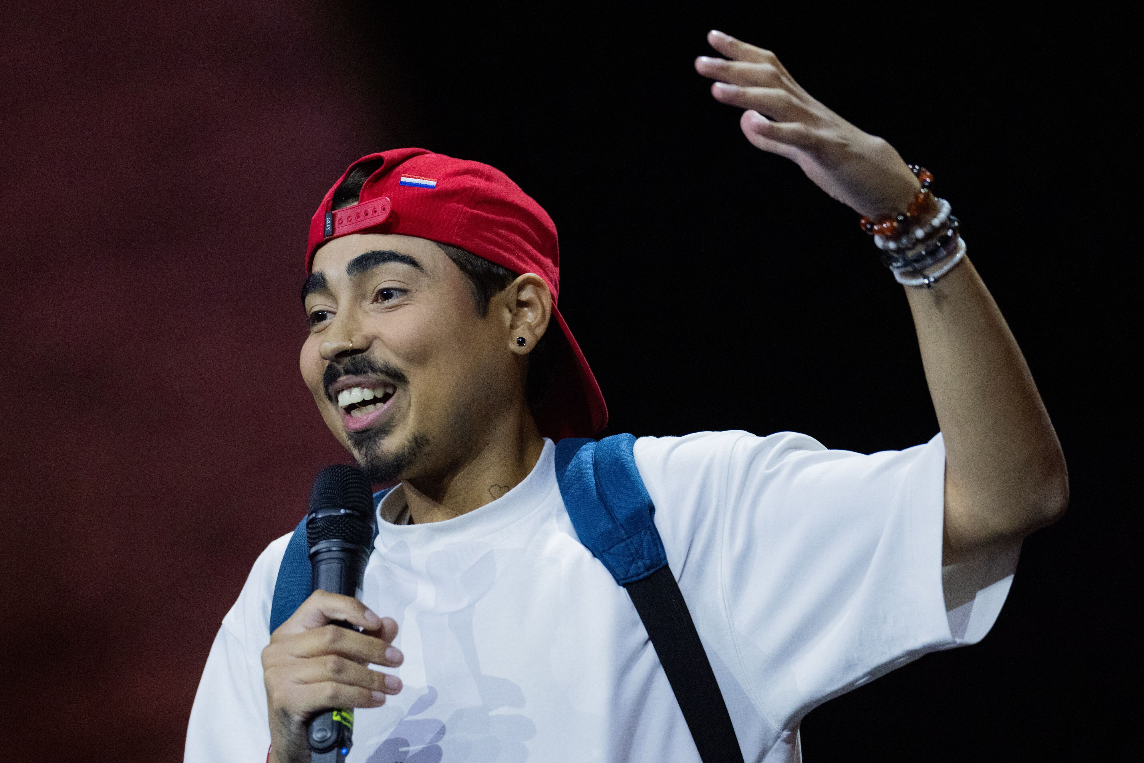 Comedian Tony Bauer kommt mit seinem Soloprogramm nach Troisdorf
