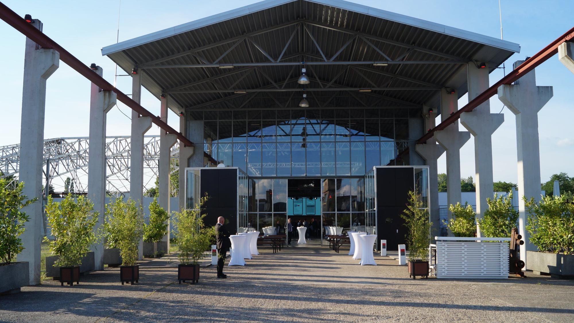 Die Wassermannhalle in Köln-Vogelsang