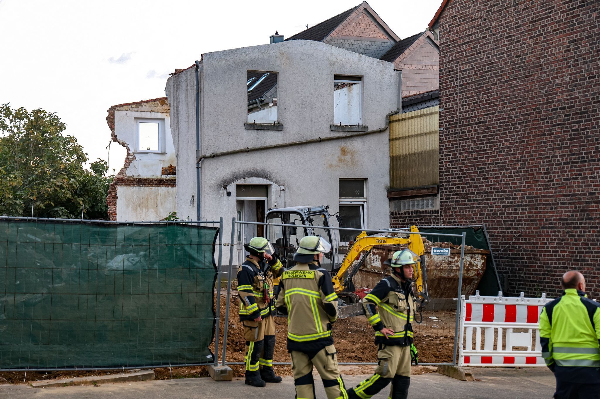 Haus beschädigt