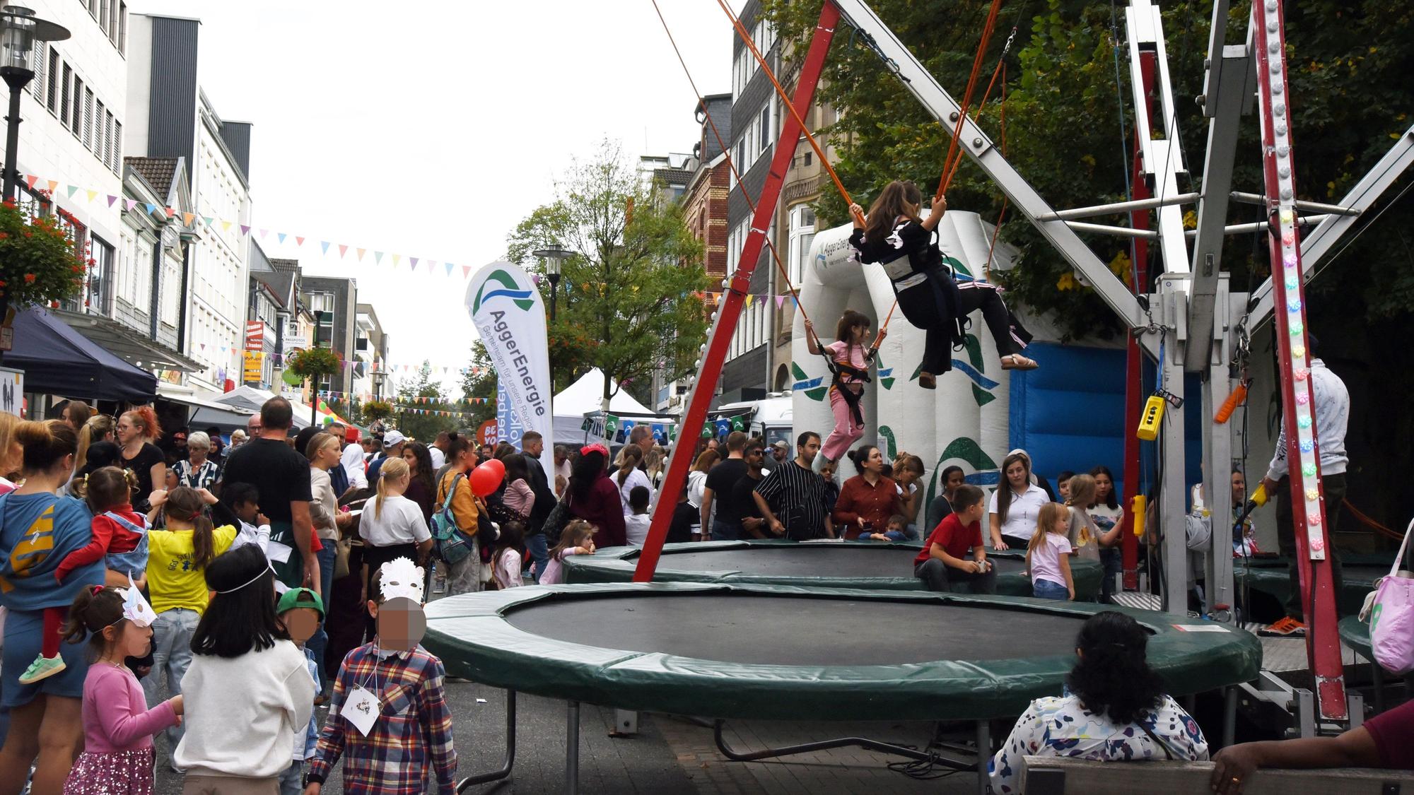 26.9.2026:
Weltkindertag in der City in GM.