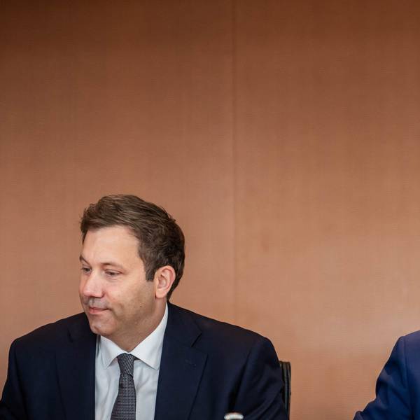 Das Kanzleramt hat die Einführung einer Zuckersteuer, vorgeschlagen von Lars Klingbeil (SPD), vorerst gestoppt.