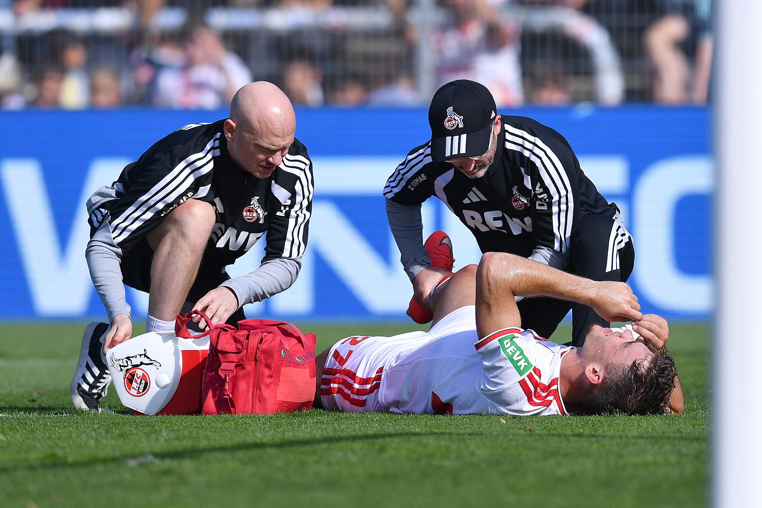 Behandlung von Thijs Dallinga beim 1. FC Köln.