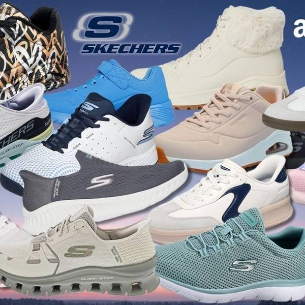 Verschiedene Skechers Sneaker vor einem dunkelblauem Himmel im Hintergrund.
