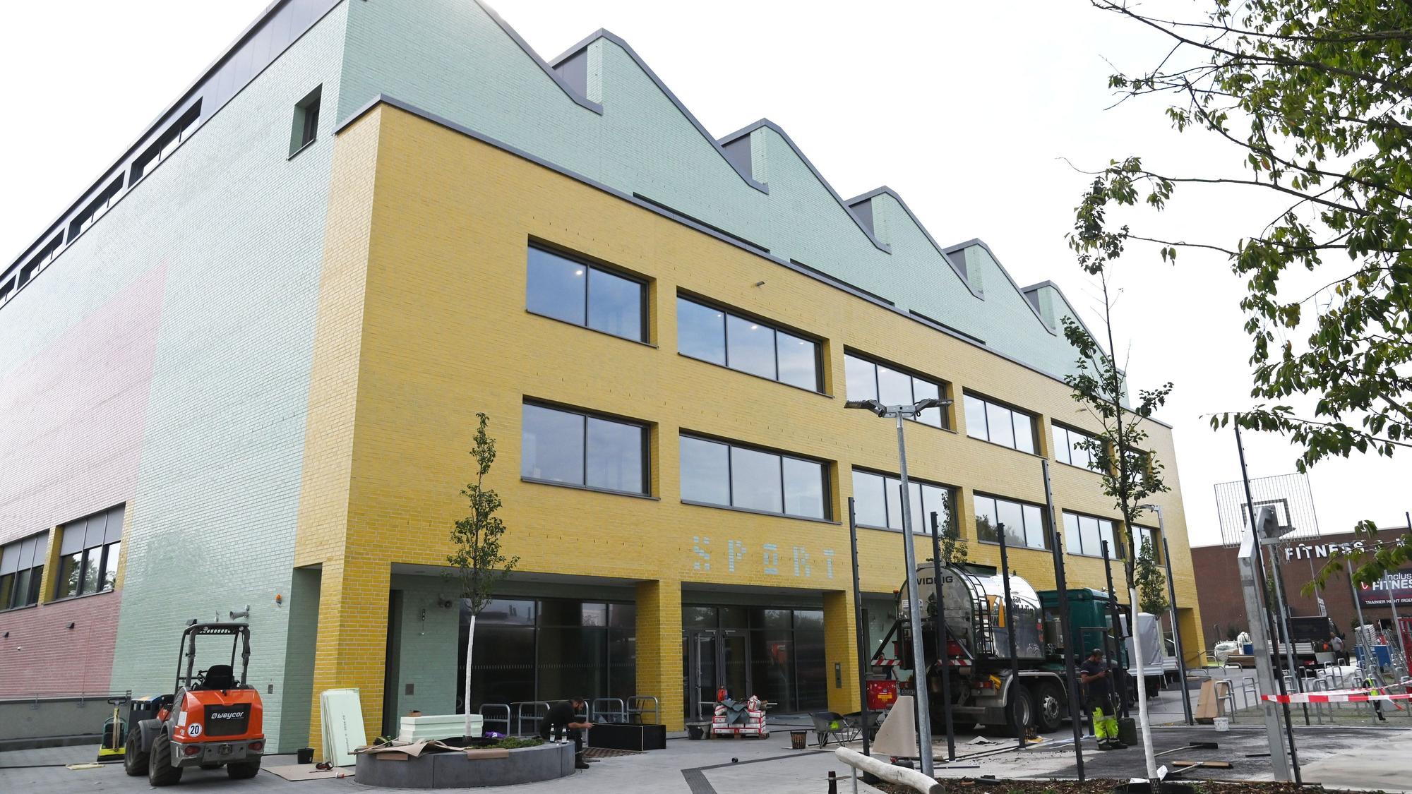 Das neue Gebäude der Gesamtschule Ossendorf ist als Vorzeigeprojekt dieses Jahr fertig geworden.