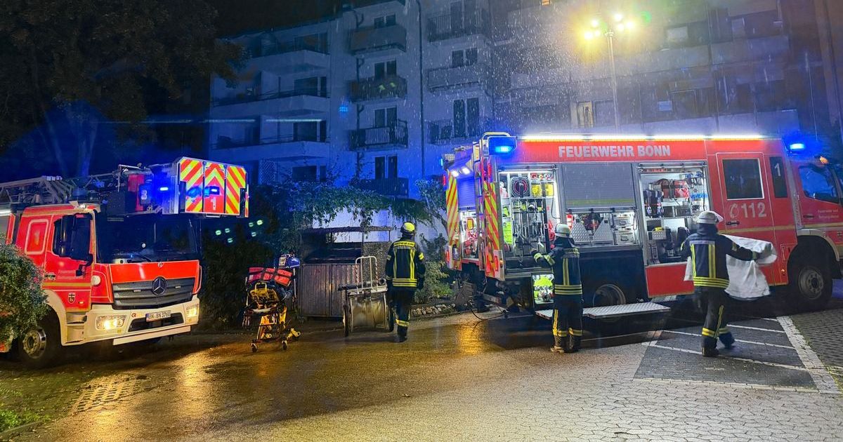 Fire in Bonn dormitory: 24 people brought to safety after kitchen fire