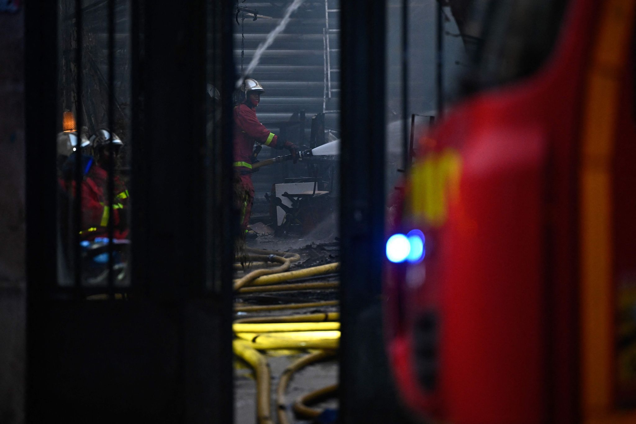 Brand in Markthalle in Paris