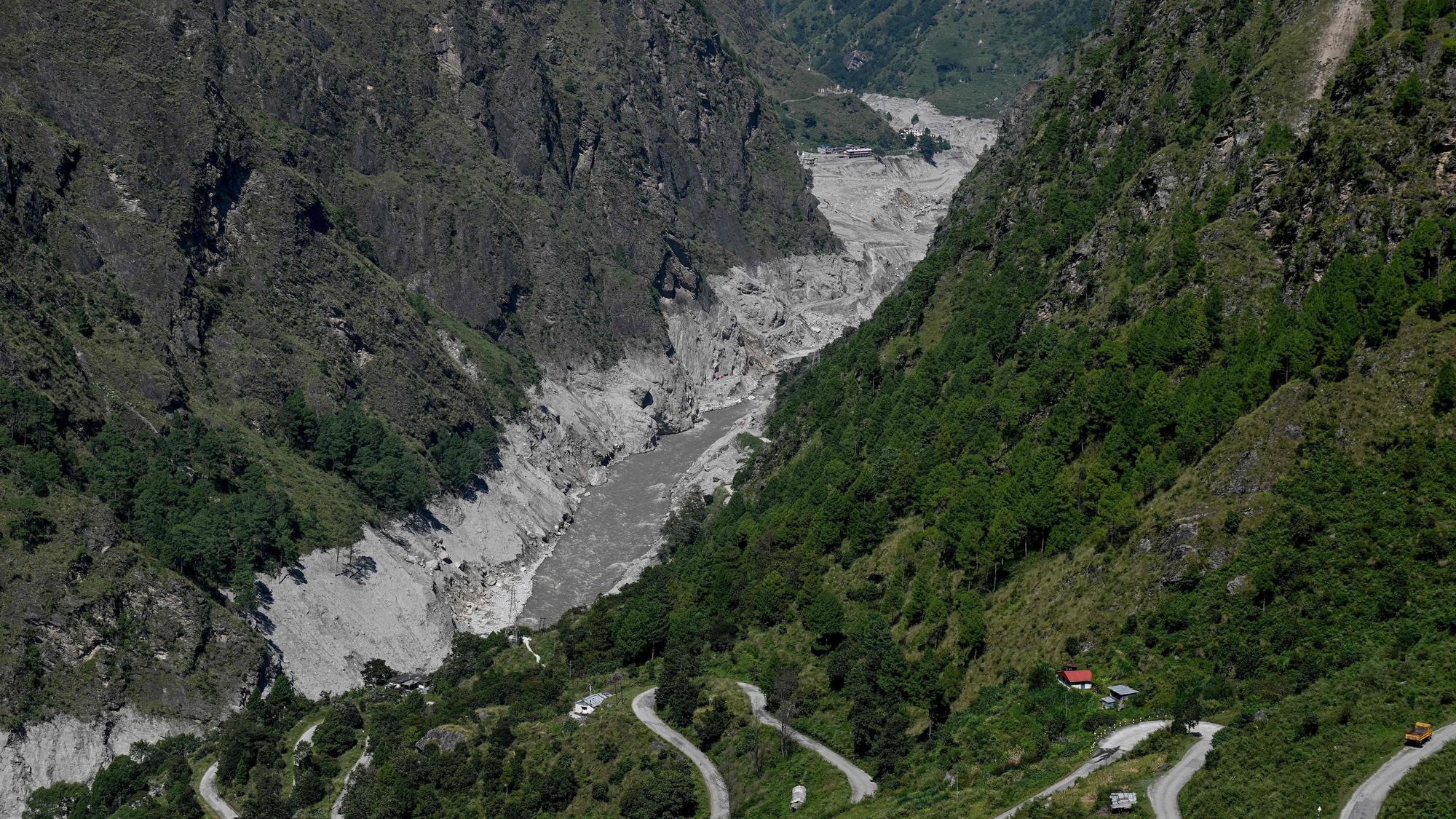 Erneut hat eine Sturzflut in Nepal großes Unheil angerichtet.