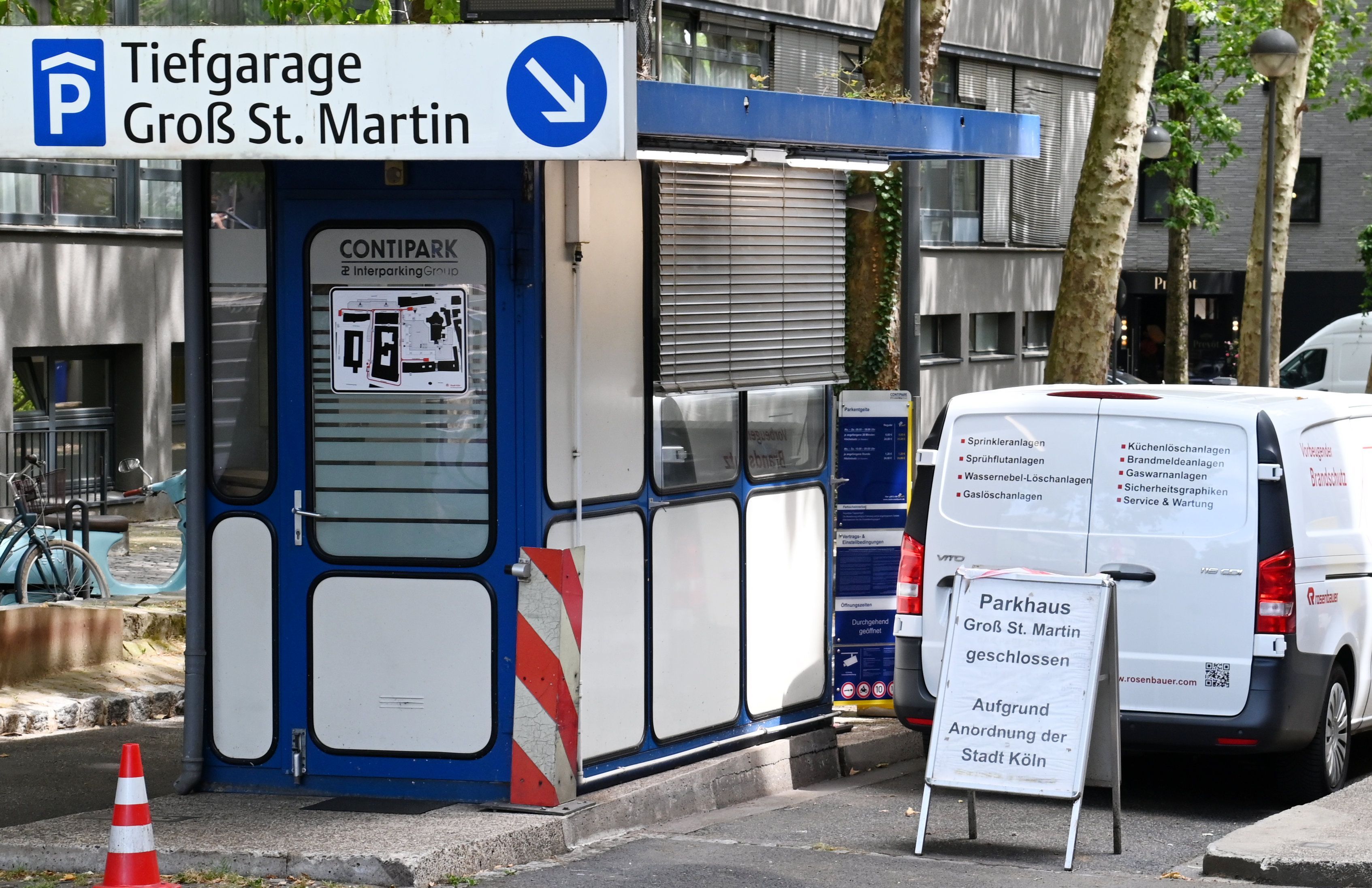 Die Tiefgarage Groß St. Martin in der Kölner Innenstadt ist sanierungsbedürftig und daher seit gut einem Jahr für die Öffentlichkeit gesperrt.