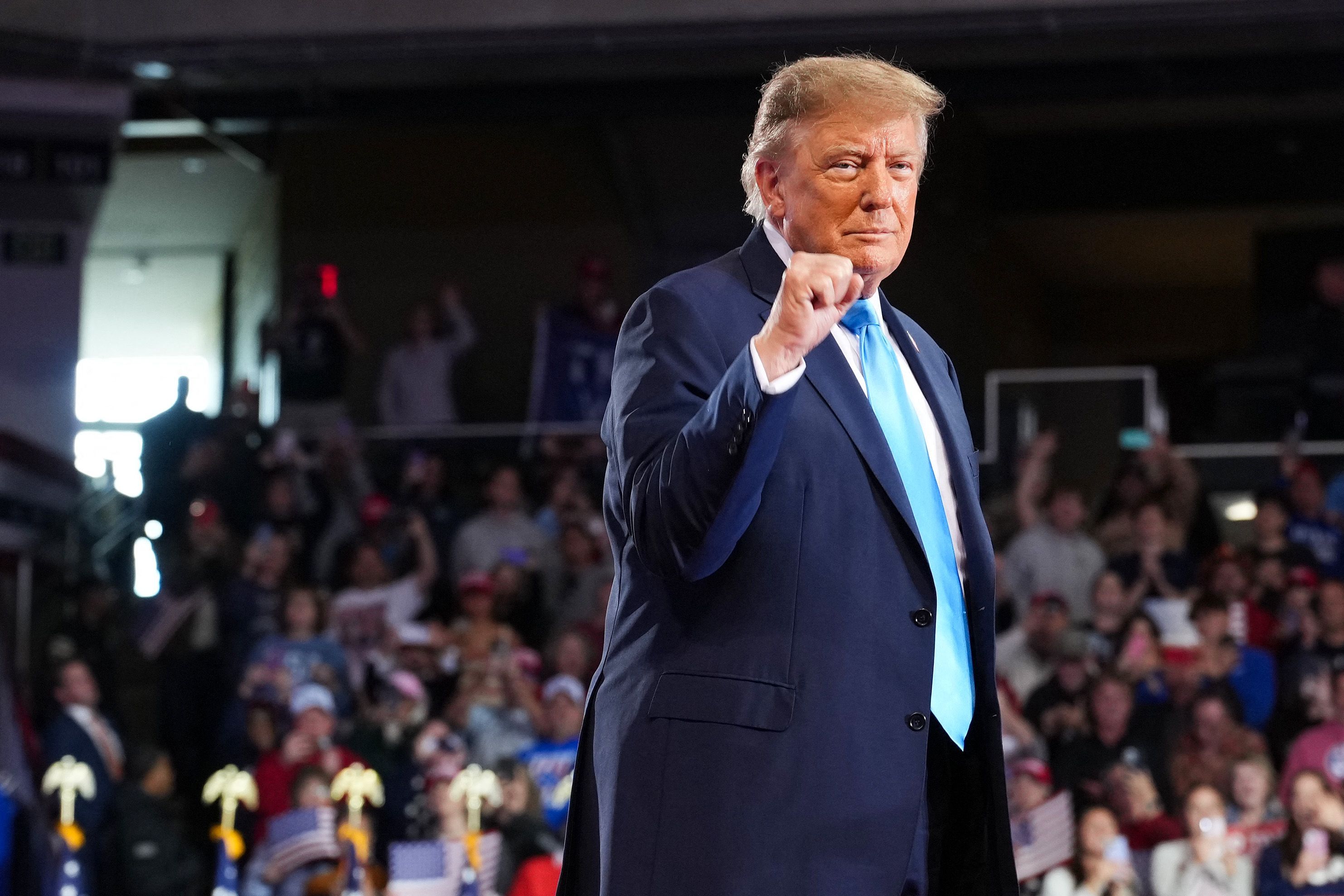 US-Präsident Donald Trump trifft am 17. Oktober 2026 in Highland Heights (Kentucky) ein, um bei einer Wahlkampfveranstaltung eine Rede zu halten.