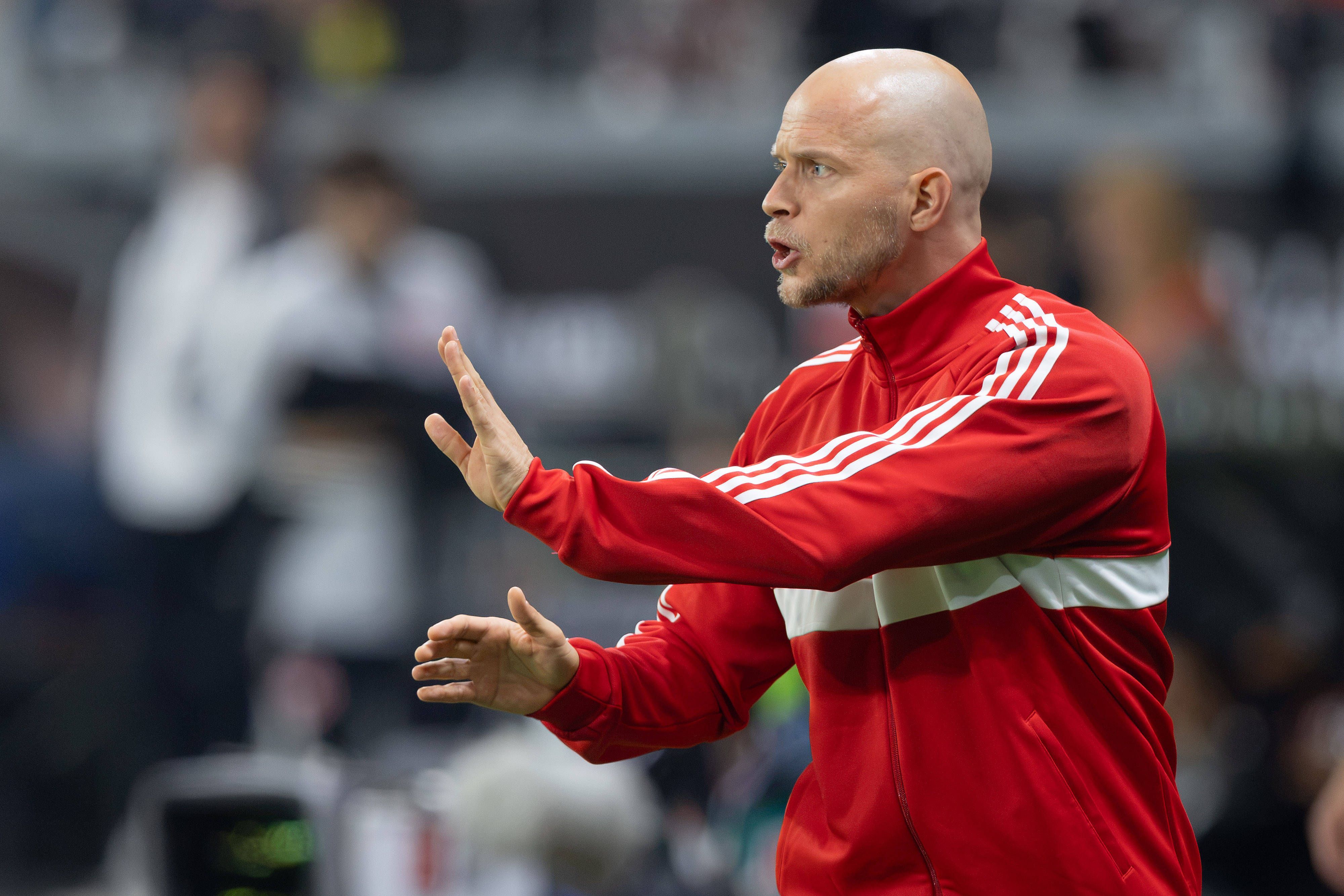 Trainer René Wagner steht in Köln in der Kritik.