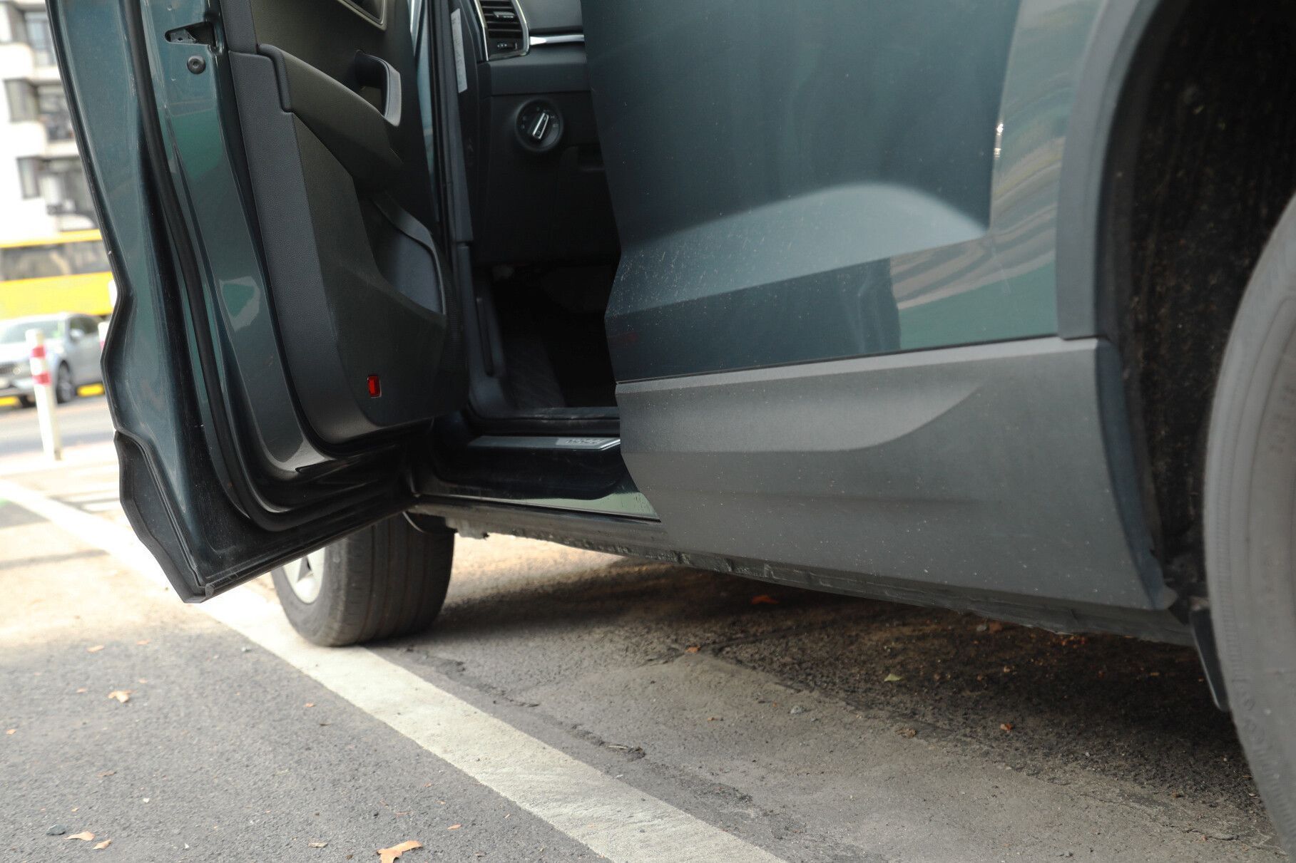 Gefahr im Gewusel der Stadt: Sogenannte Dooring-Unfälle können vor allem für Radfahrer schlimm ausgehen. (Symbolbild)