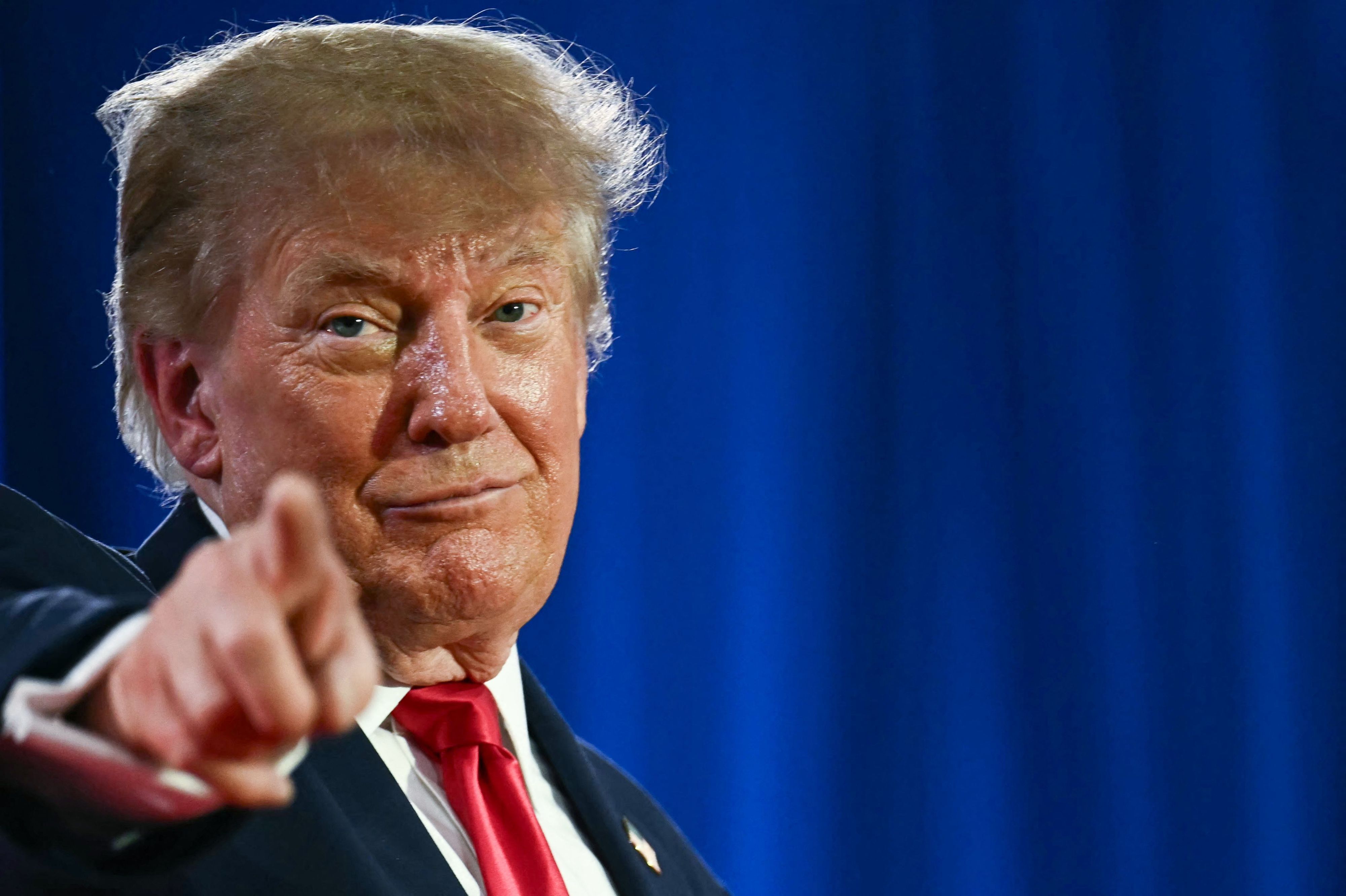 US-Präsident Donald Trump muss sich Spott von CNN-Moderator Anderson Cooper gefallen lassen. (Archivbild)
