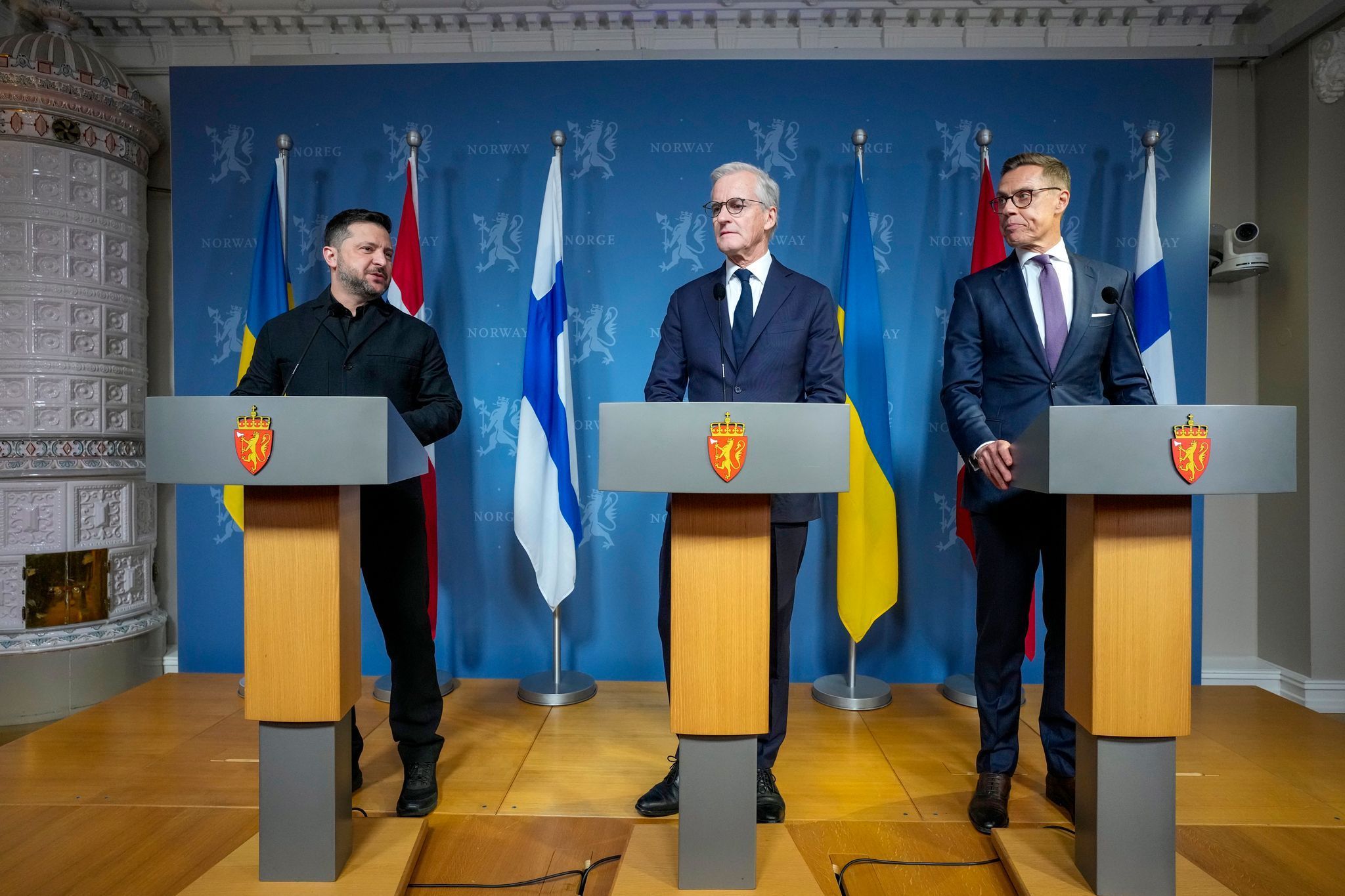 Ukraine-Krieg - Selenskyj trifft Støre und Stubb