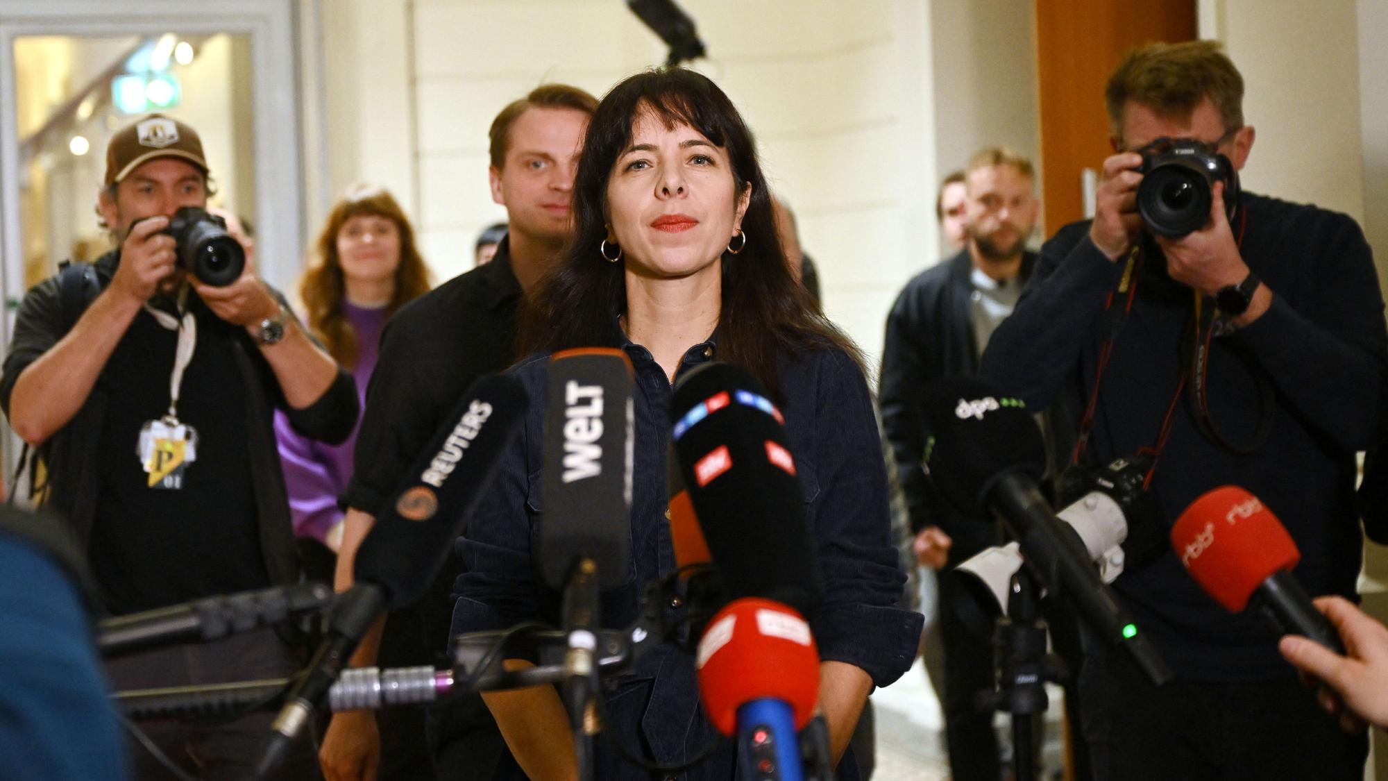 Angst vor Extremisten im Umfeld ihrer Partei: Elif Eralp (Linke) will Regierende Bürgermeisterin von Berlin werden.