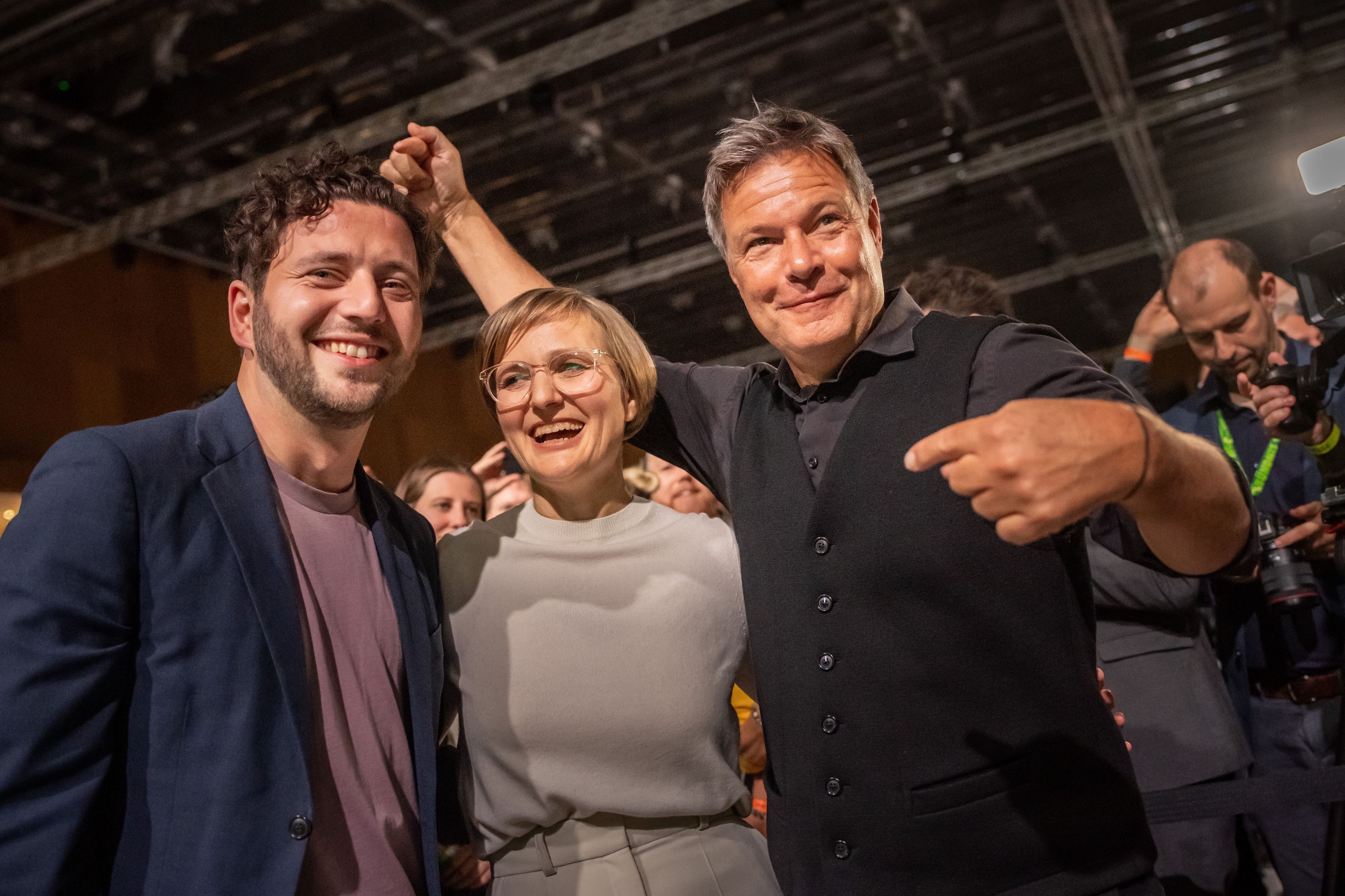 Einstiges Führungstrio: Franziska Brantner und Felix Banazsak wurden 2024 Parteichefs der Grünen, Robert Habeck Kanzlerkandidat.