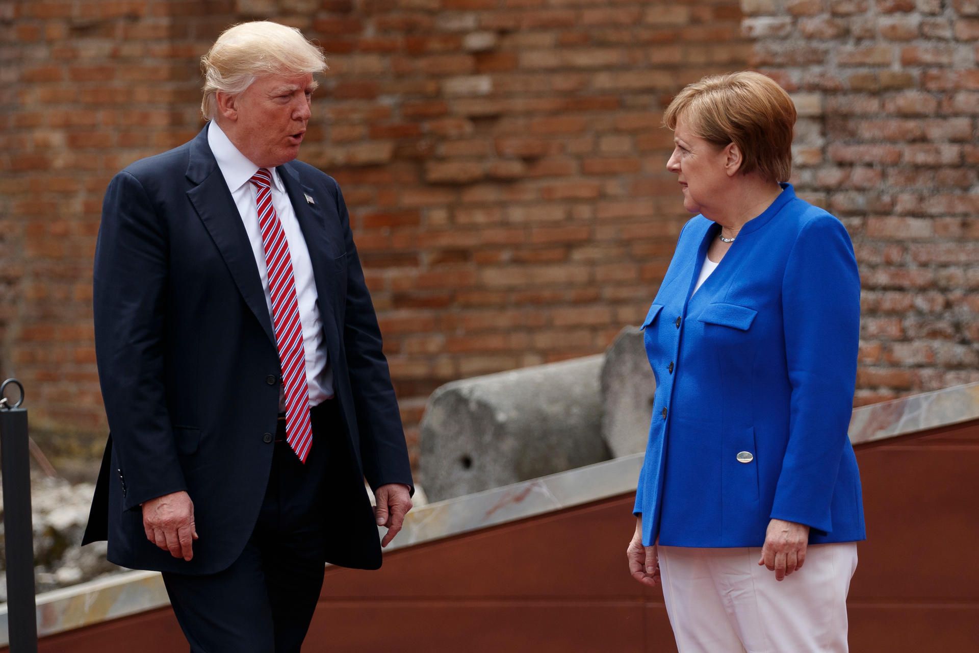 Trump Merkel dpa