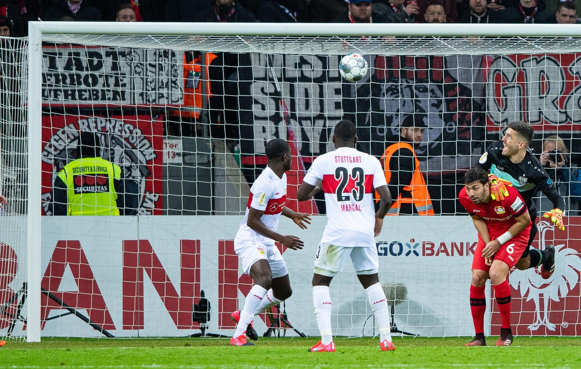 Leverkusen Stuttgart 1
