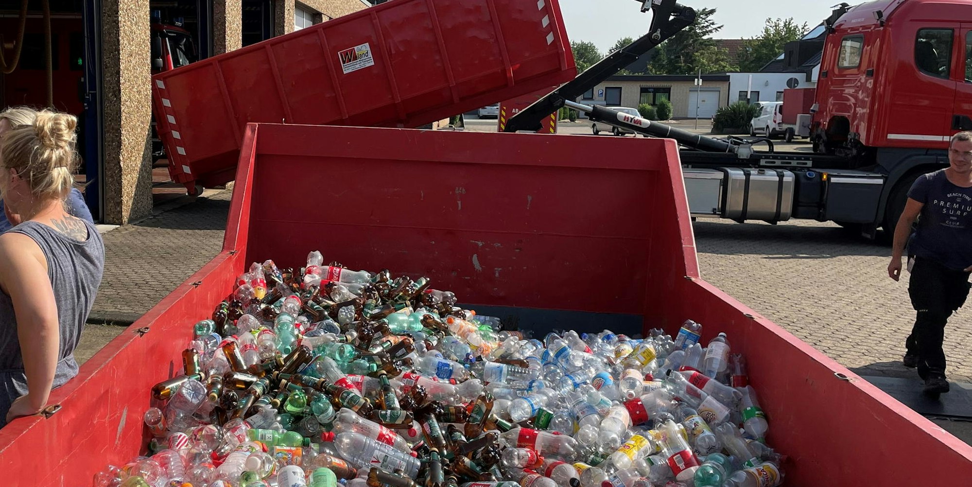 bg-Pfandflaschen-Feuerwehr-privat