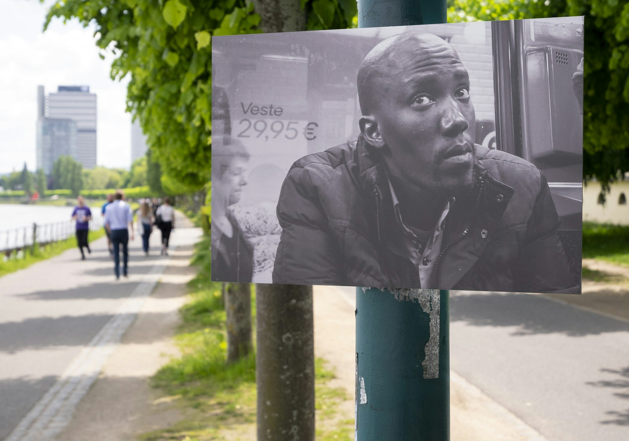 Kunstspaziergang_Rheinufer_Bonn_Webauflösung 02