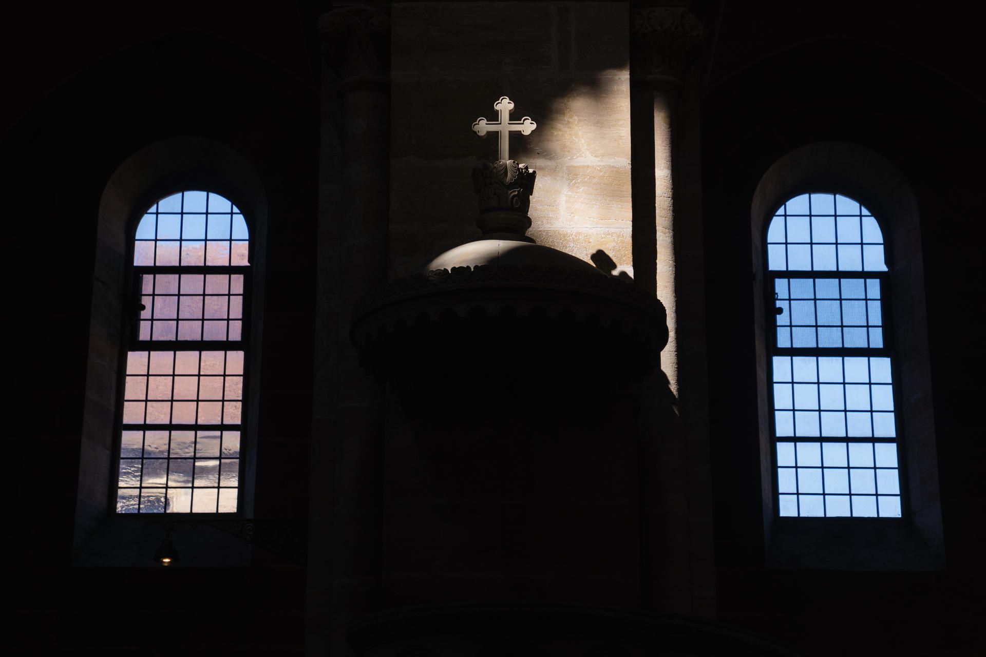 kirche_dunkel_missbrauch