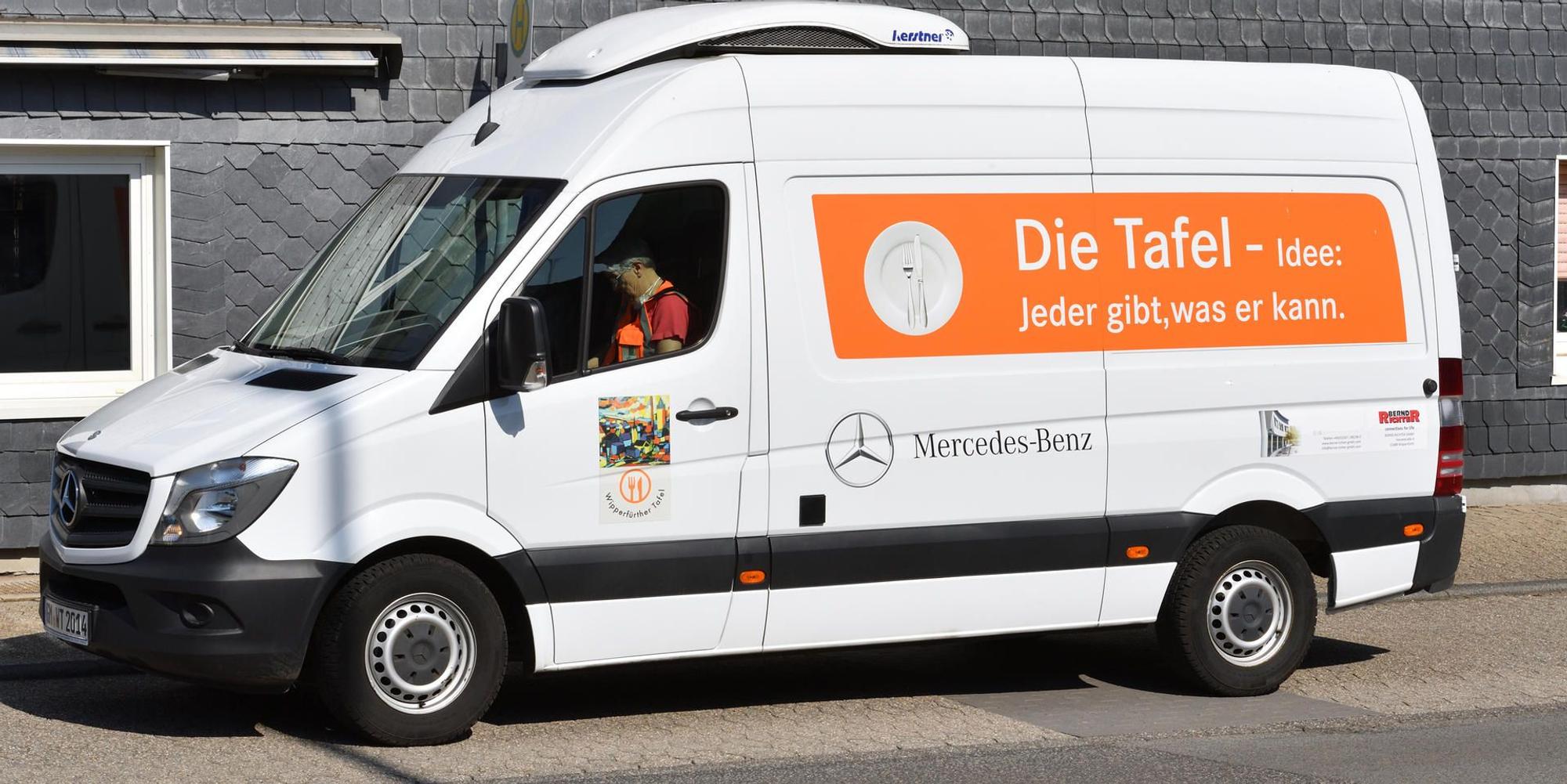 20220323_OWN_Wipperfuerther Tafel_KLEINBUS_AUSLIEFERUNGSFAHRZEUG_OWL_5728--X
