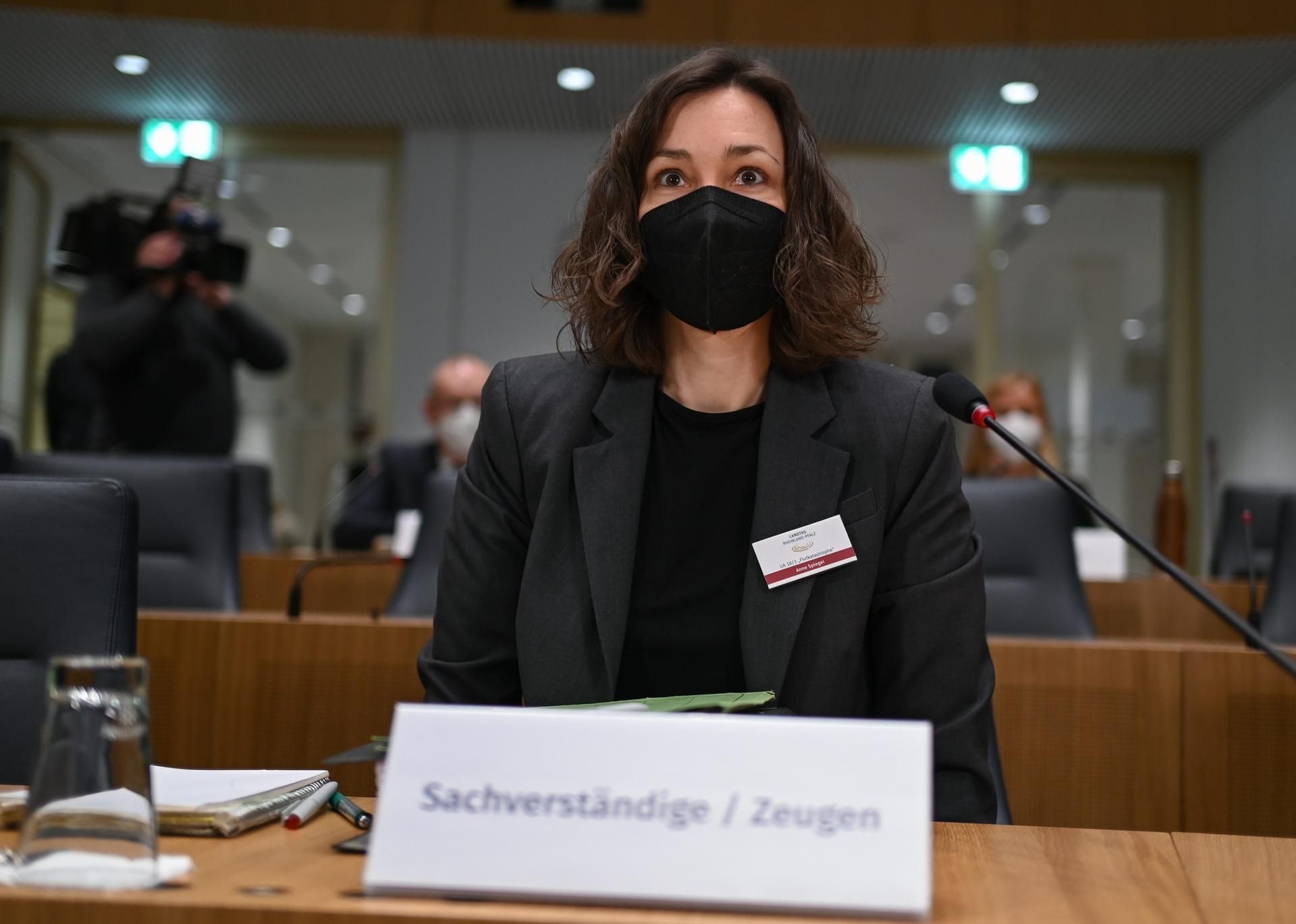 Spiegel Uausschuss 120322