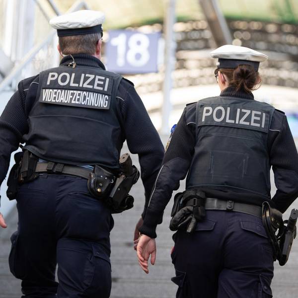 Polizei Symbol DPA 191119 (2)