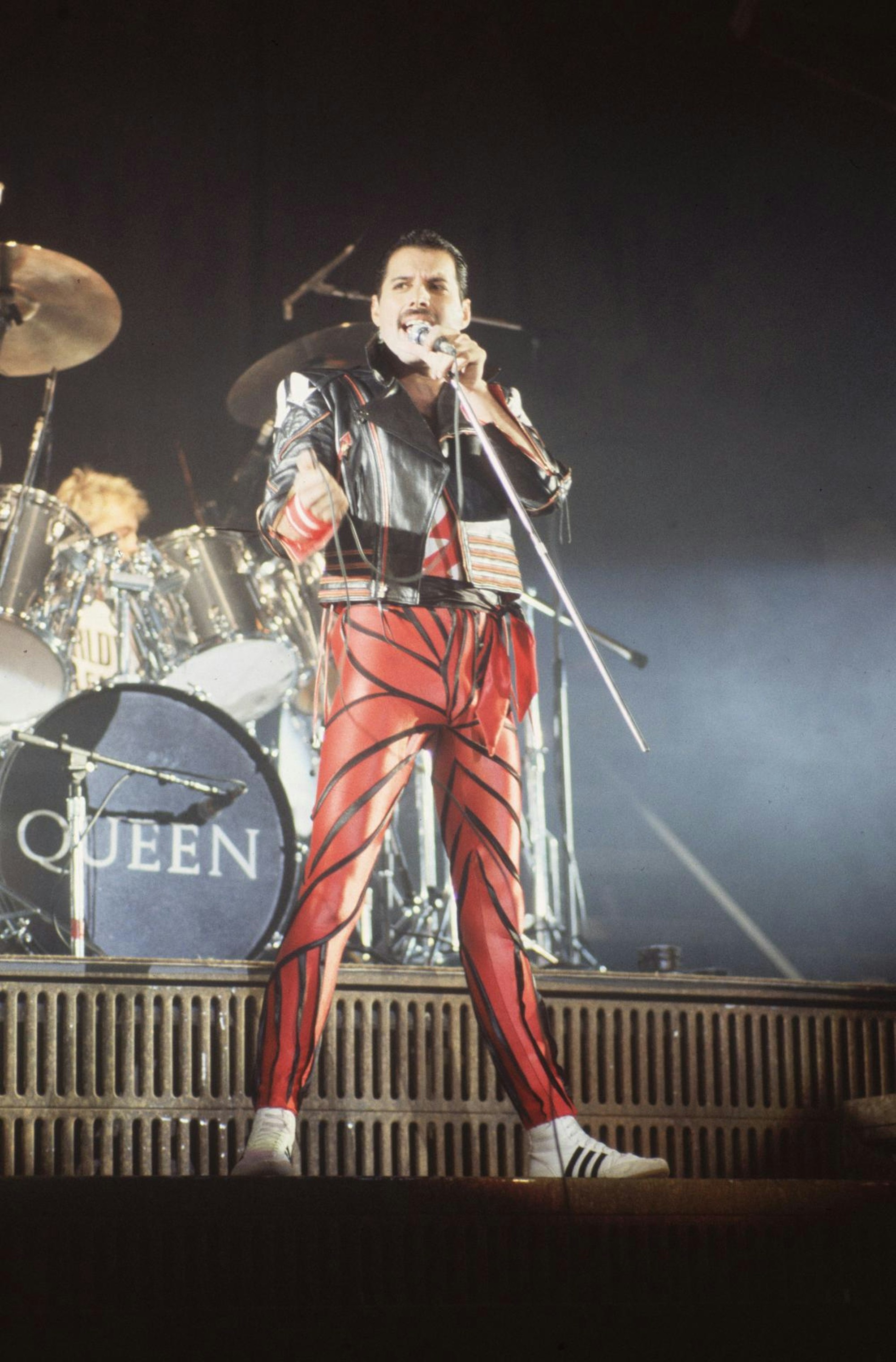 Freddie_Mercury