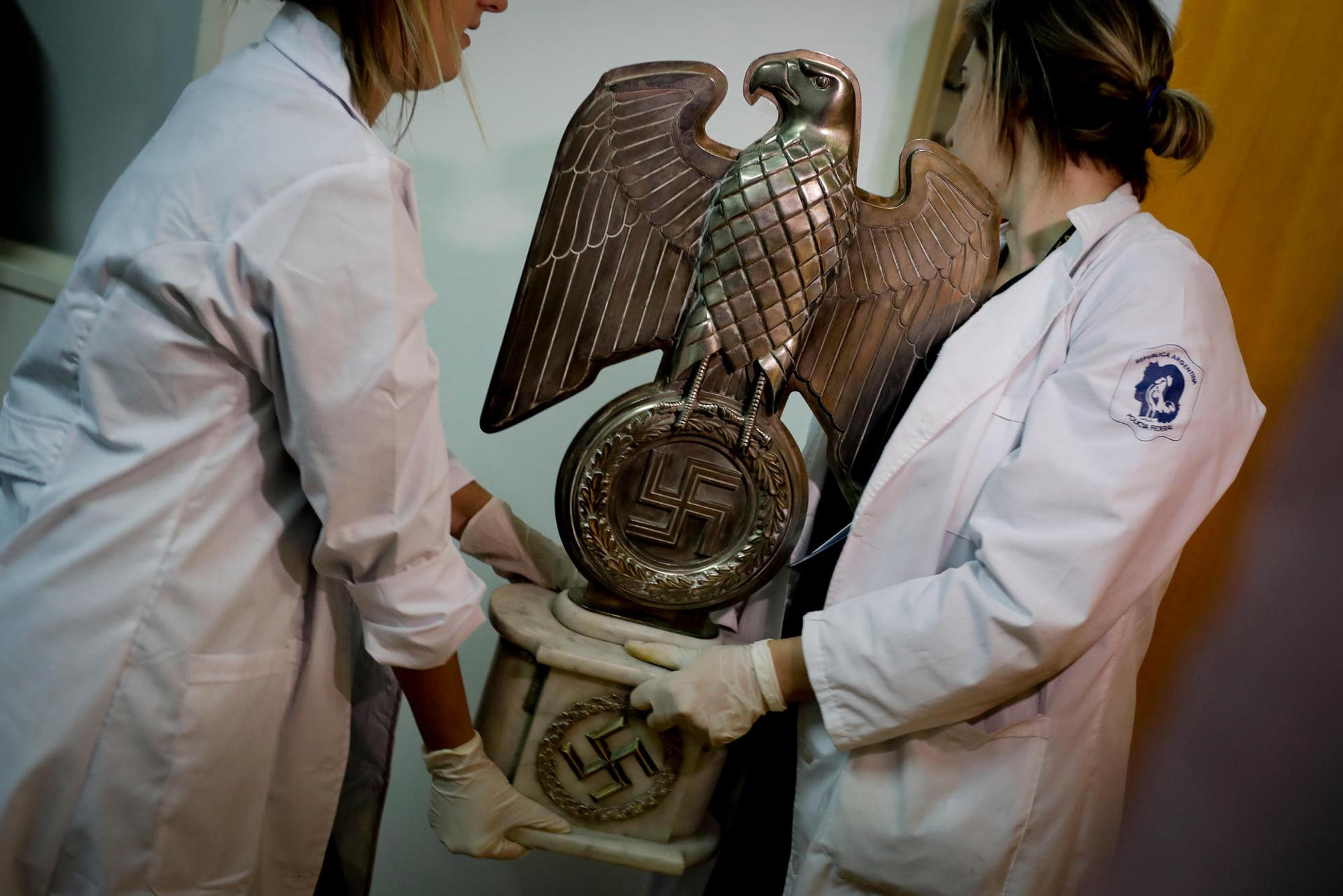 In Buenos Aires gefunden: NS-Reichsadler mit Hakenkreuz