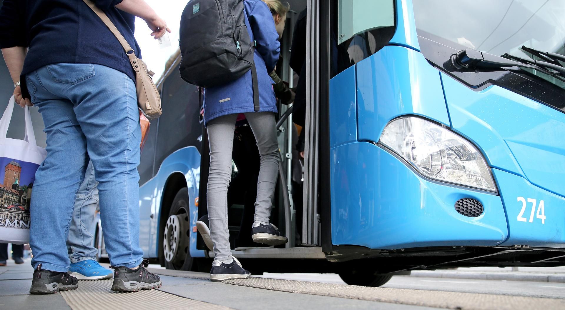 Bus Löhne 121019